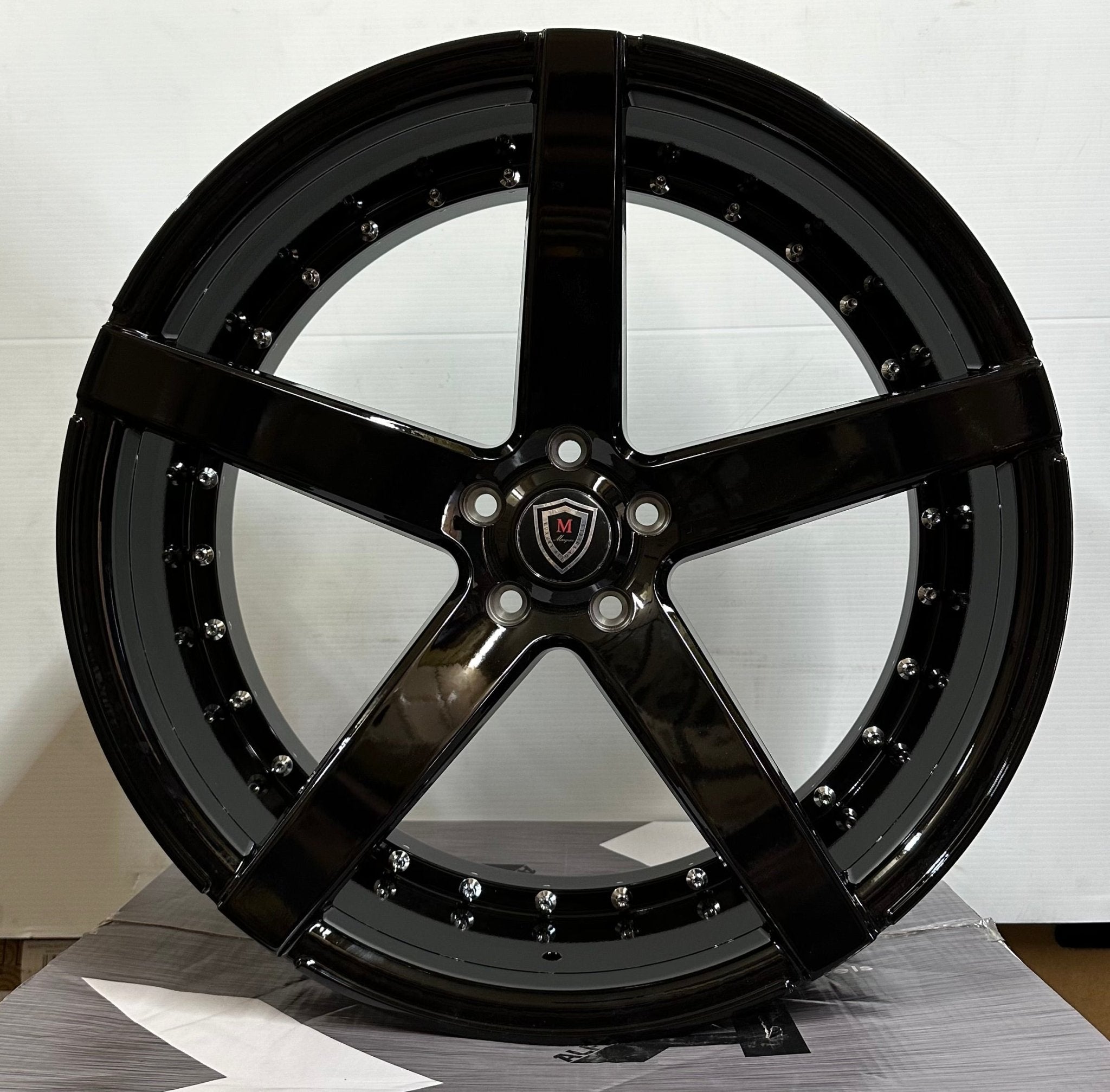 MARQUEE M3226 22x9.0 5x114.3 GLOSS BLACK CHROME RIVETS
