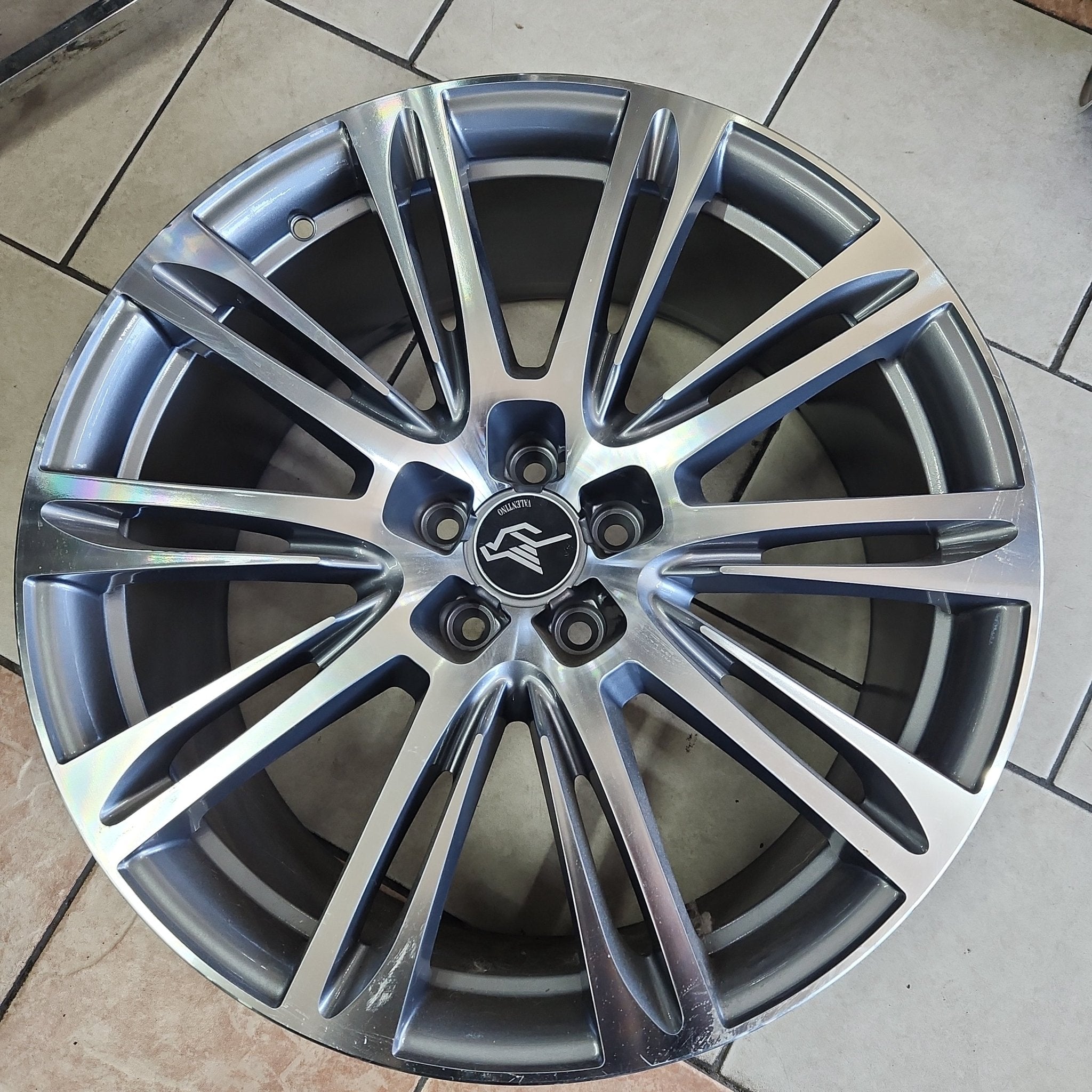 W636 20X9.0 5X112 GUN METAL MACHINED FACE