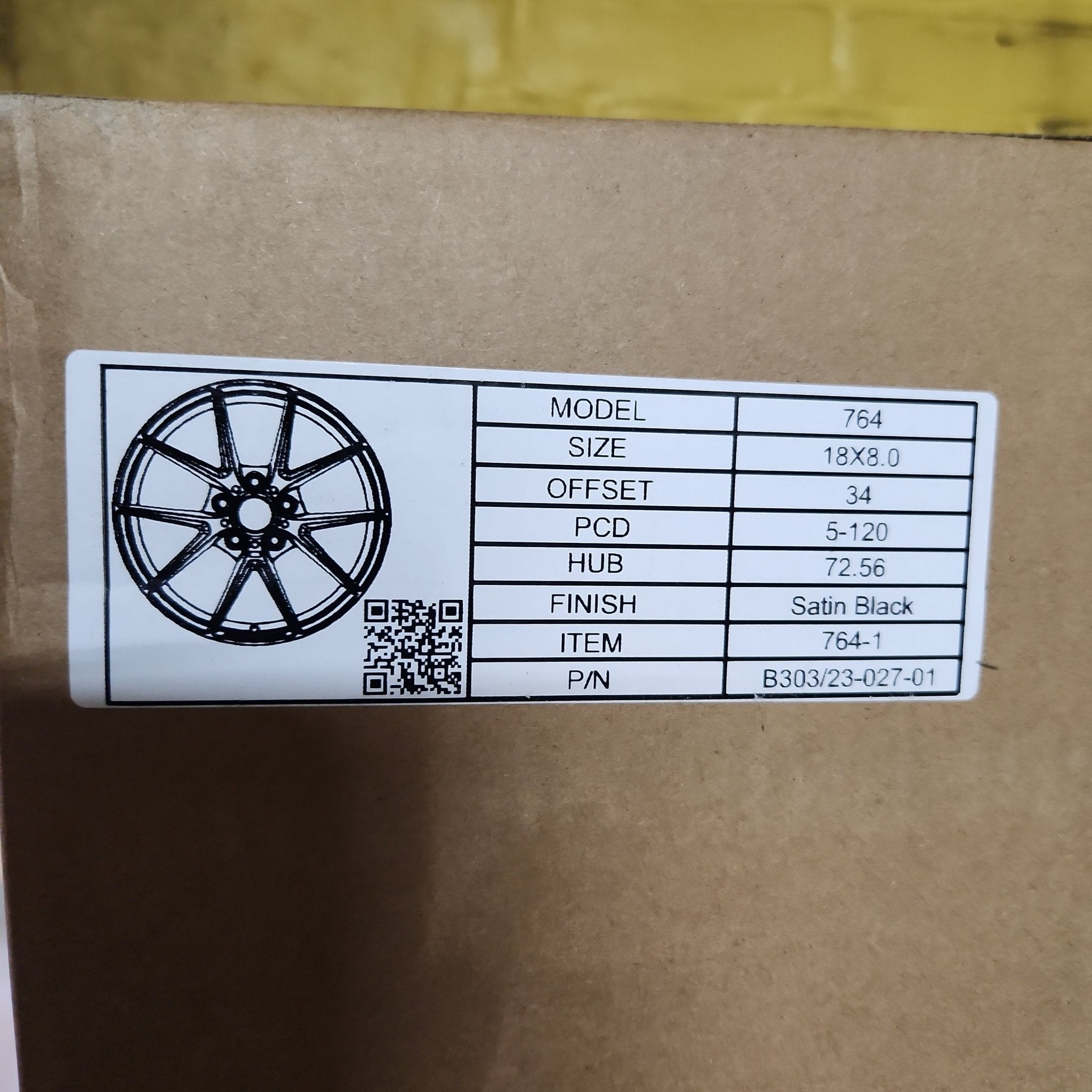 764 18X8.0 5X120 SATING BLACK