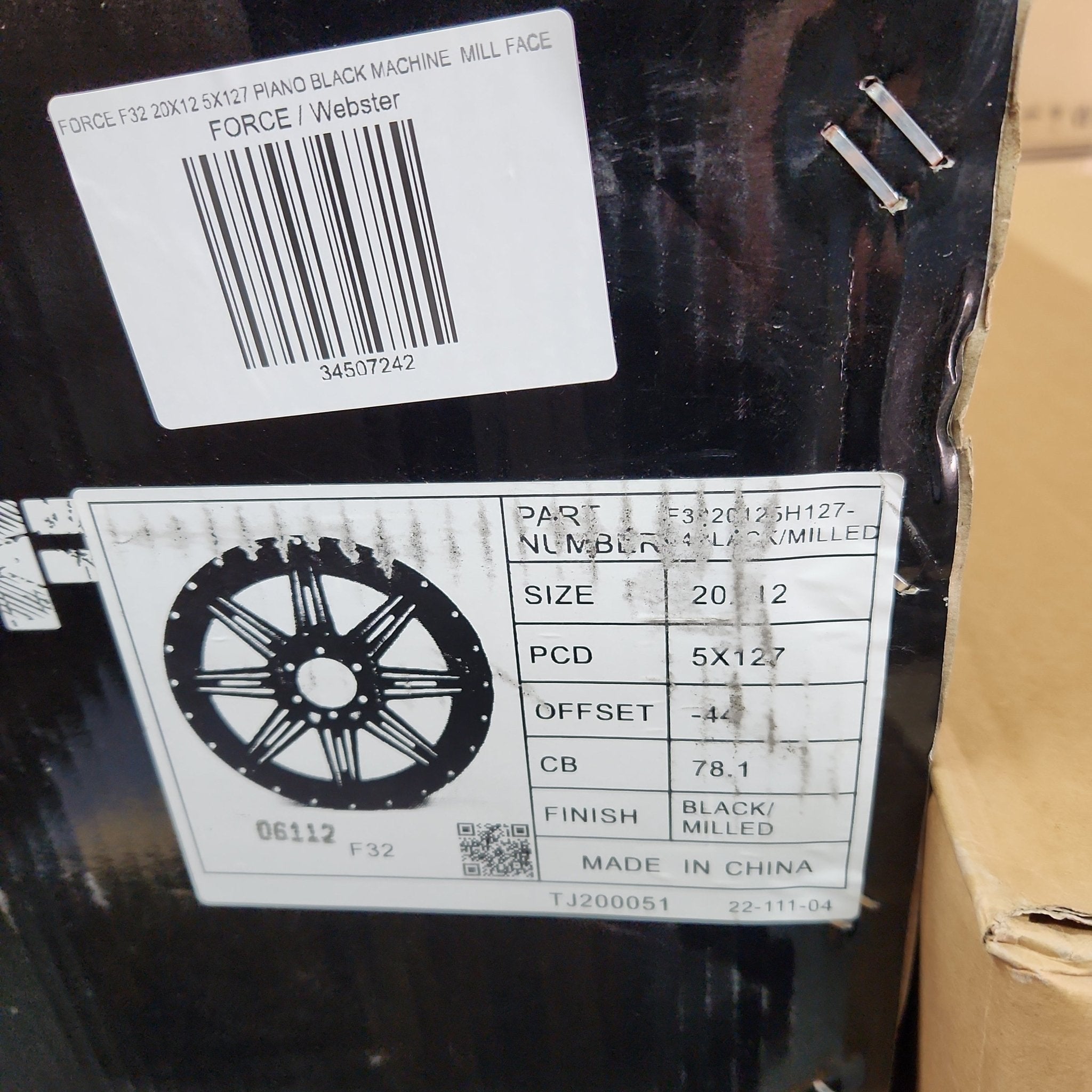FORCE F32 20x12 5x127 PIANO BLACK MACHINE MILL FACE