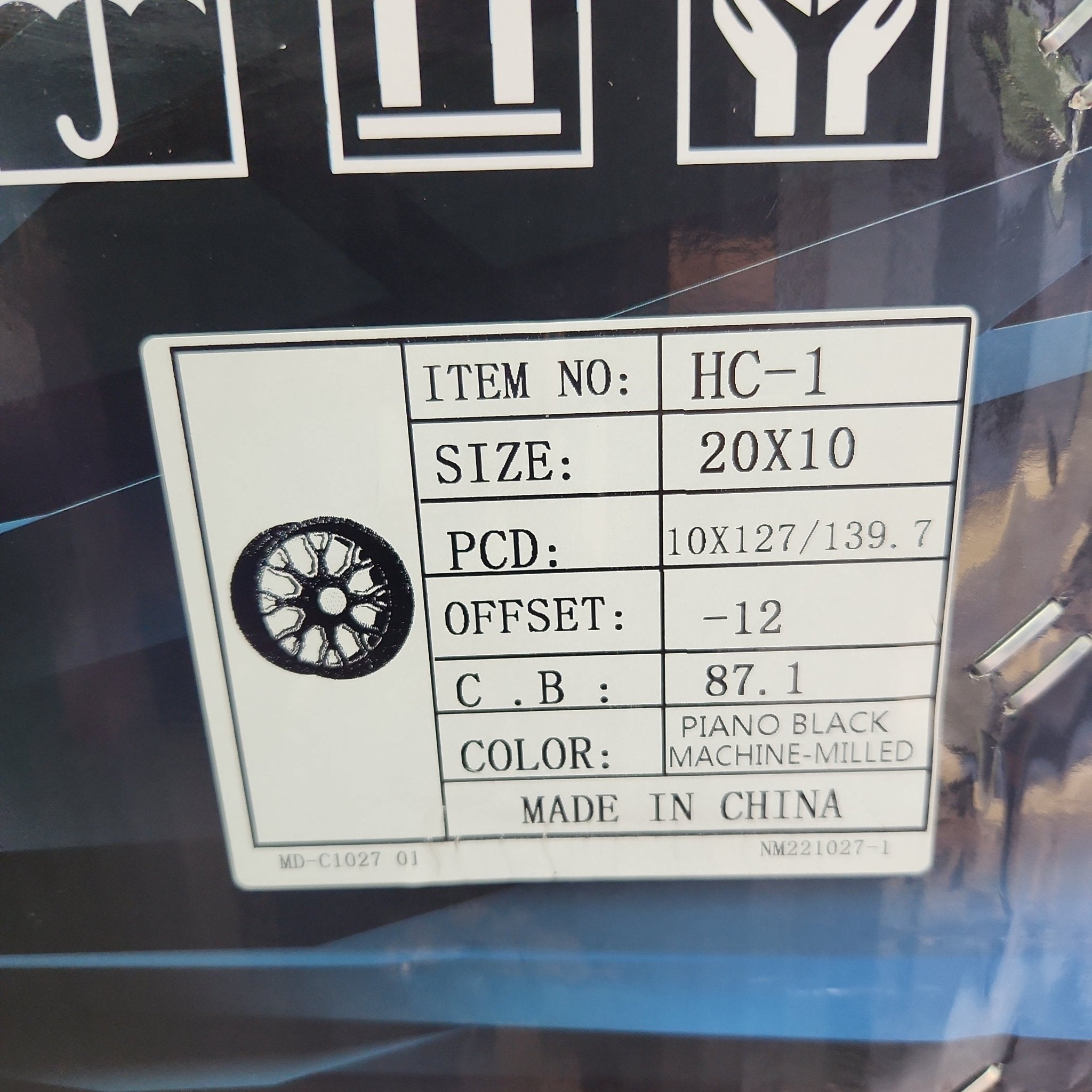 HELIUM HC-1 20X10 5X127 5X139.7 PIANO BLACK WITH MACHINED MILLING