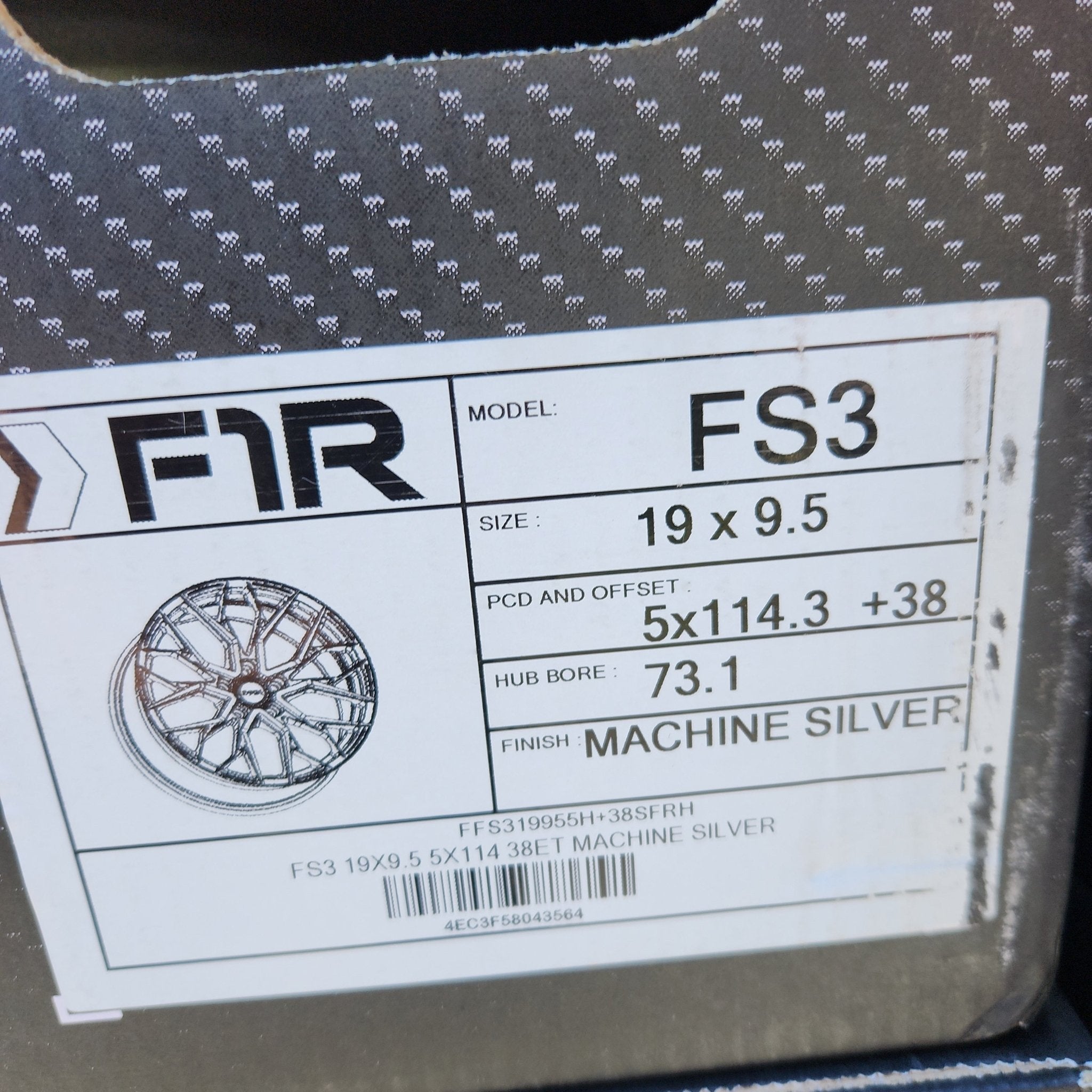 FS3 19X9.5 5X114 MACHINE SILVER