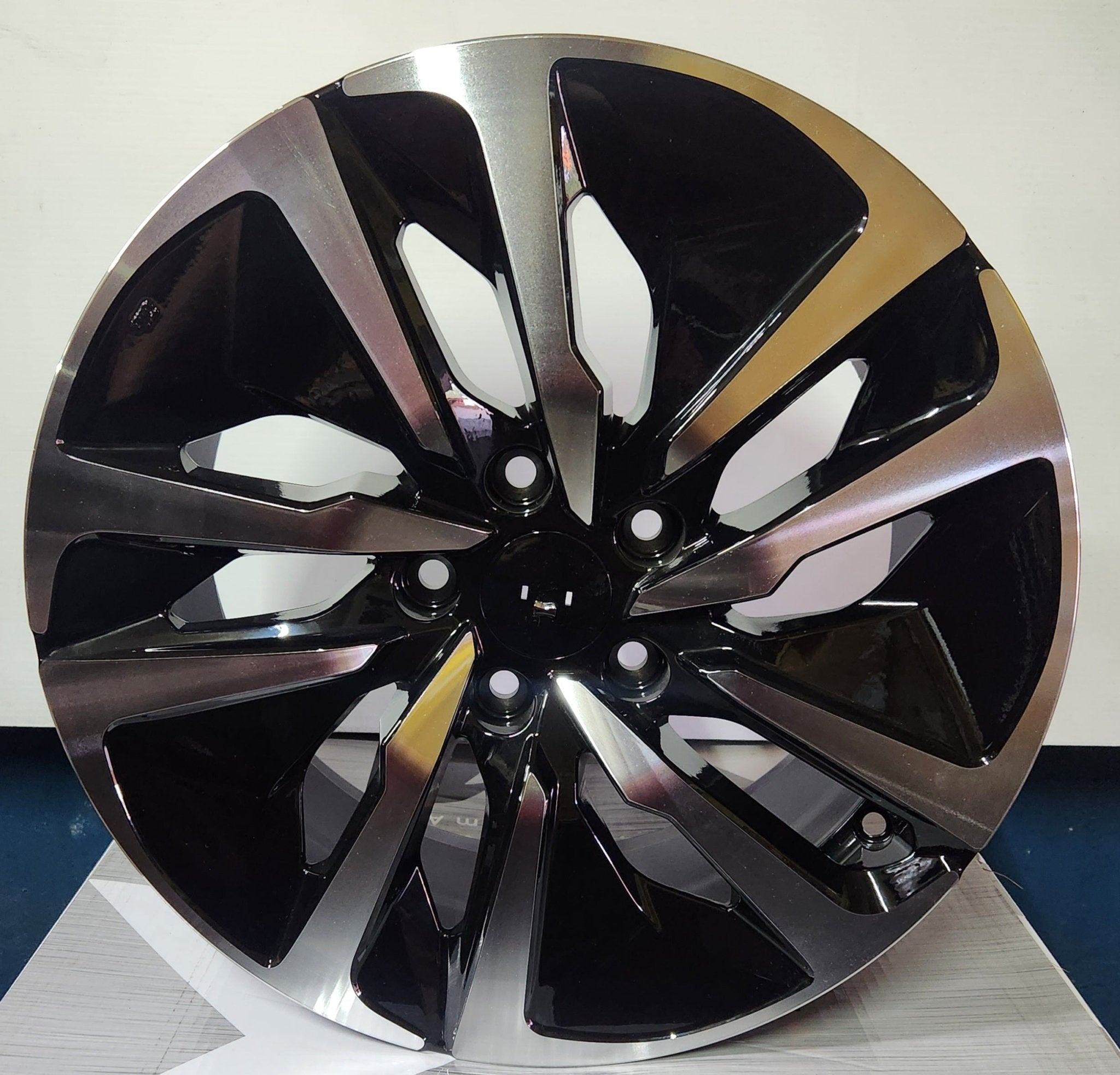 HD W321 W2017 D2017 17X7.5 5X4.5 BLACK MACHINED FACE