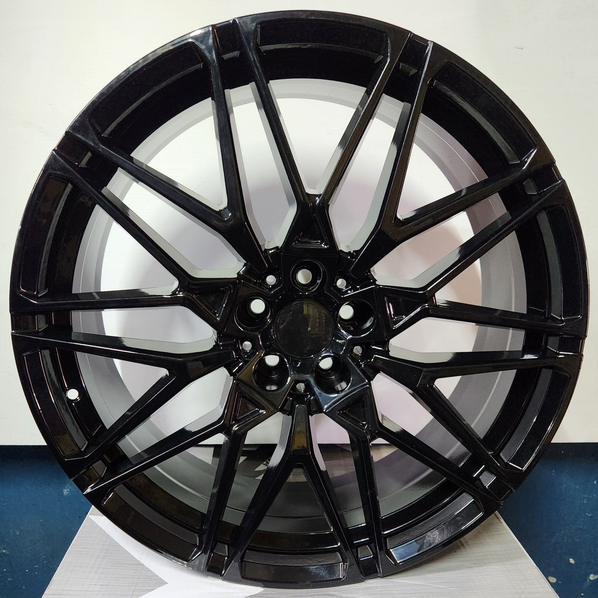RB101 22X10 5X112 GLOSS BLACK
