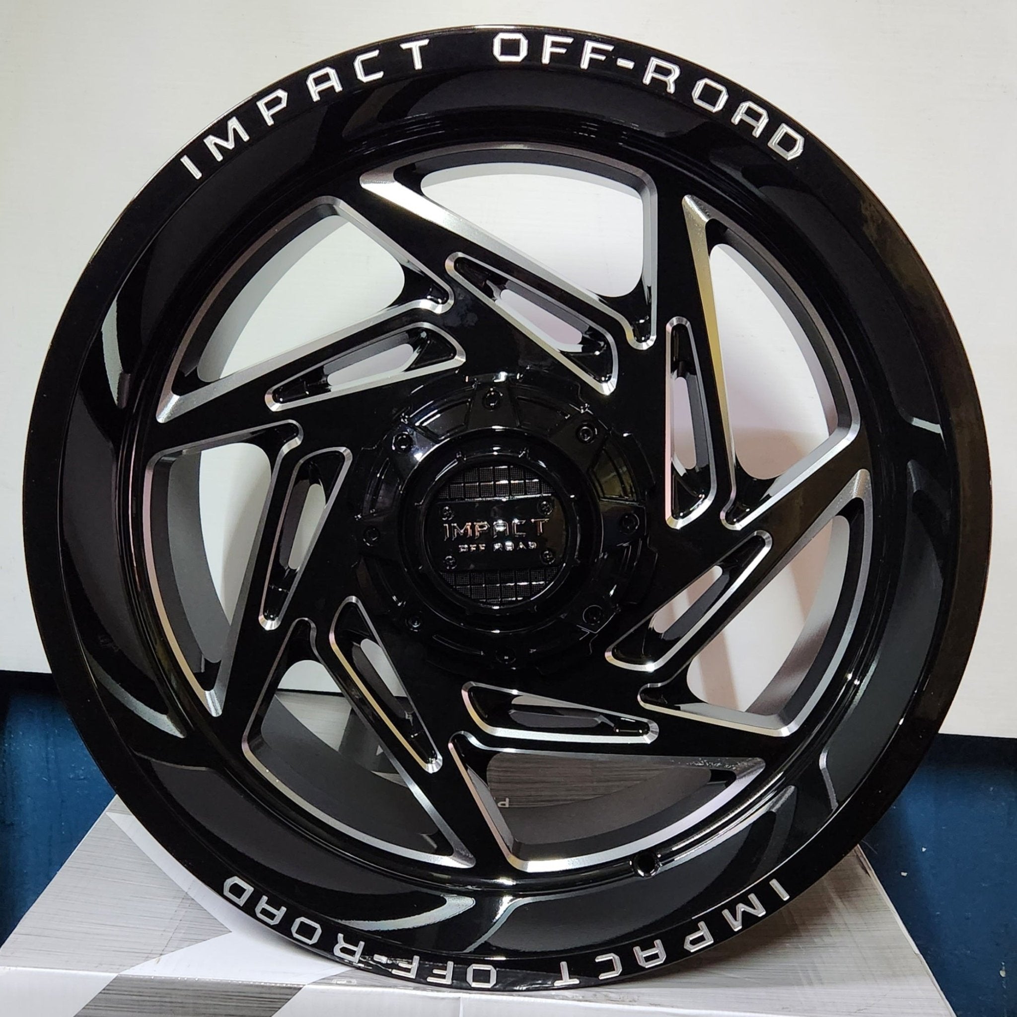 IMPACT-830 20X10 10X139.7 / 5X150 PBW/MMW