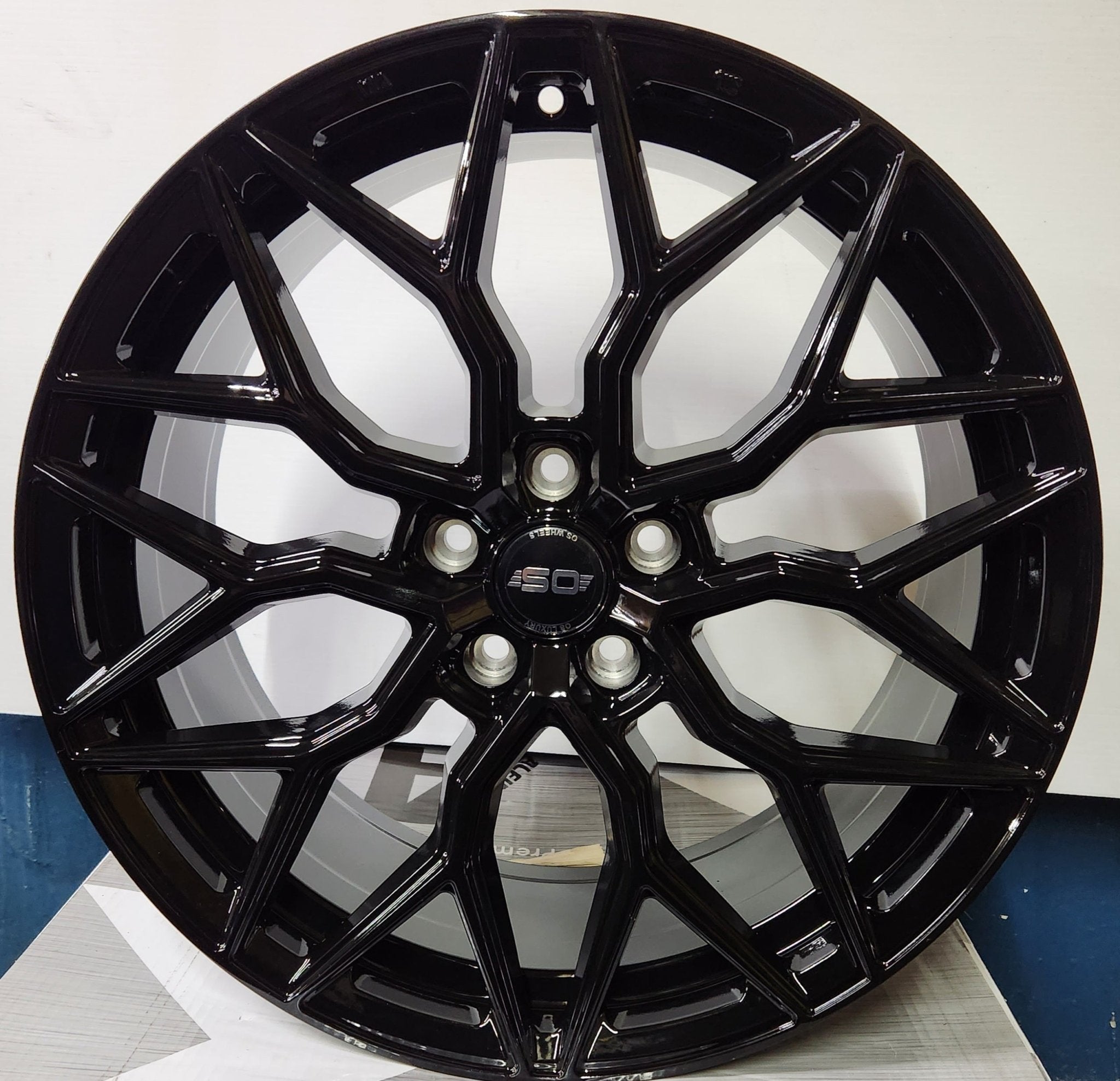 OE 0319 HF-2 REP 19X8.5 5X112 PIANO BLACK