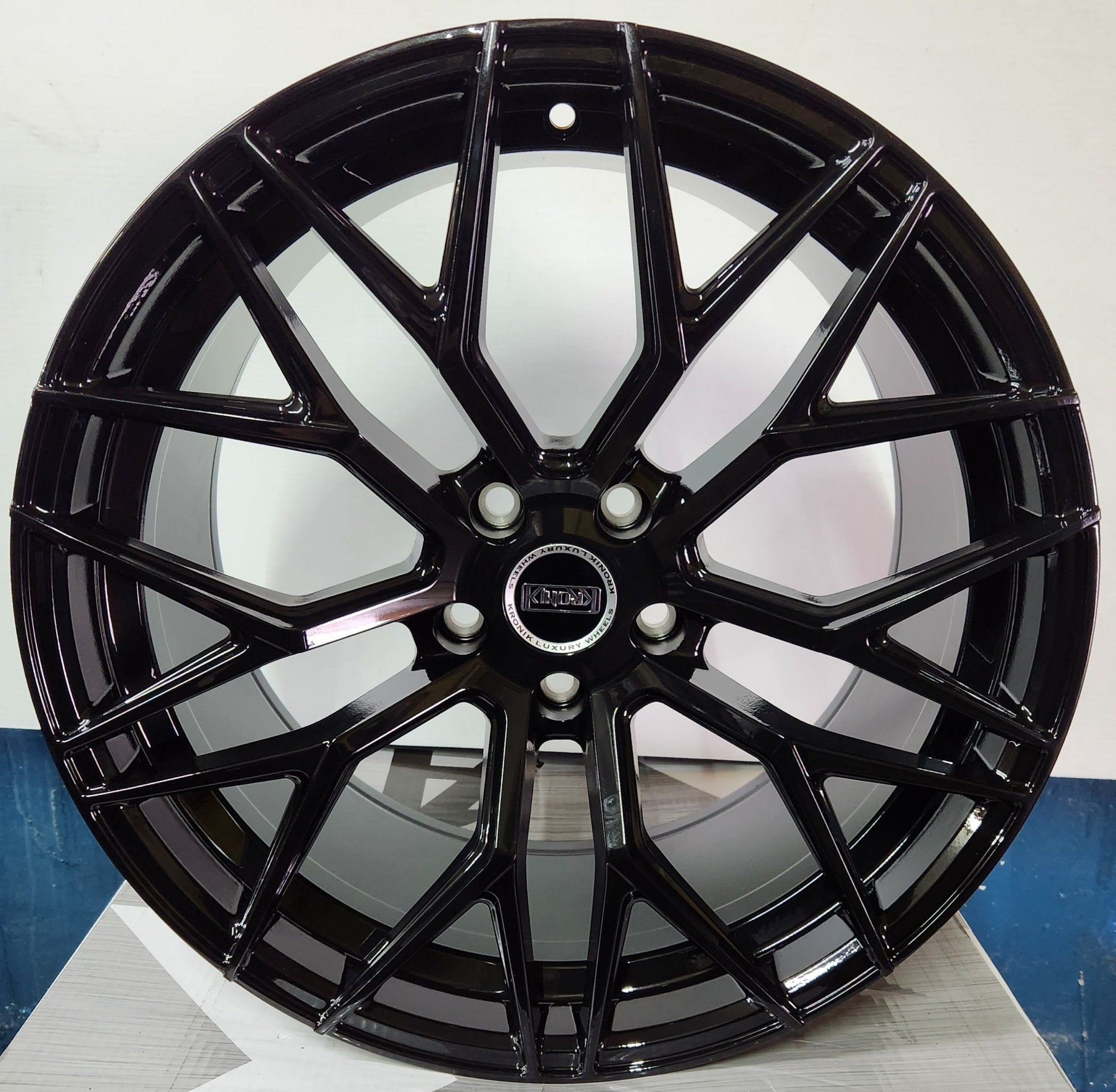 PARAGON B325 19X9.5 5X114.3 @PIANO BLACK
