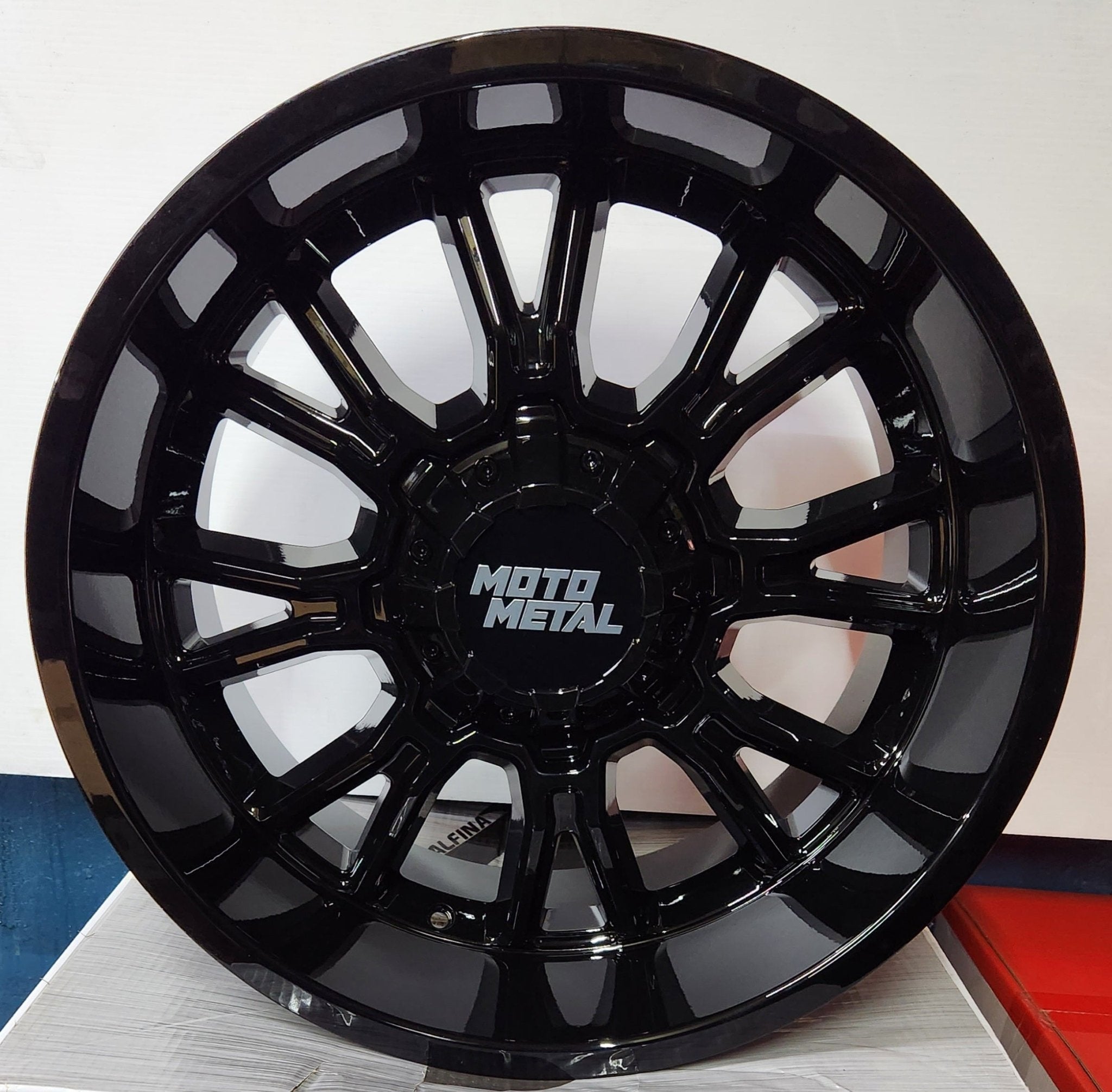 M0810 20X10 8X165.1 GLOSS BLACK