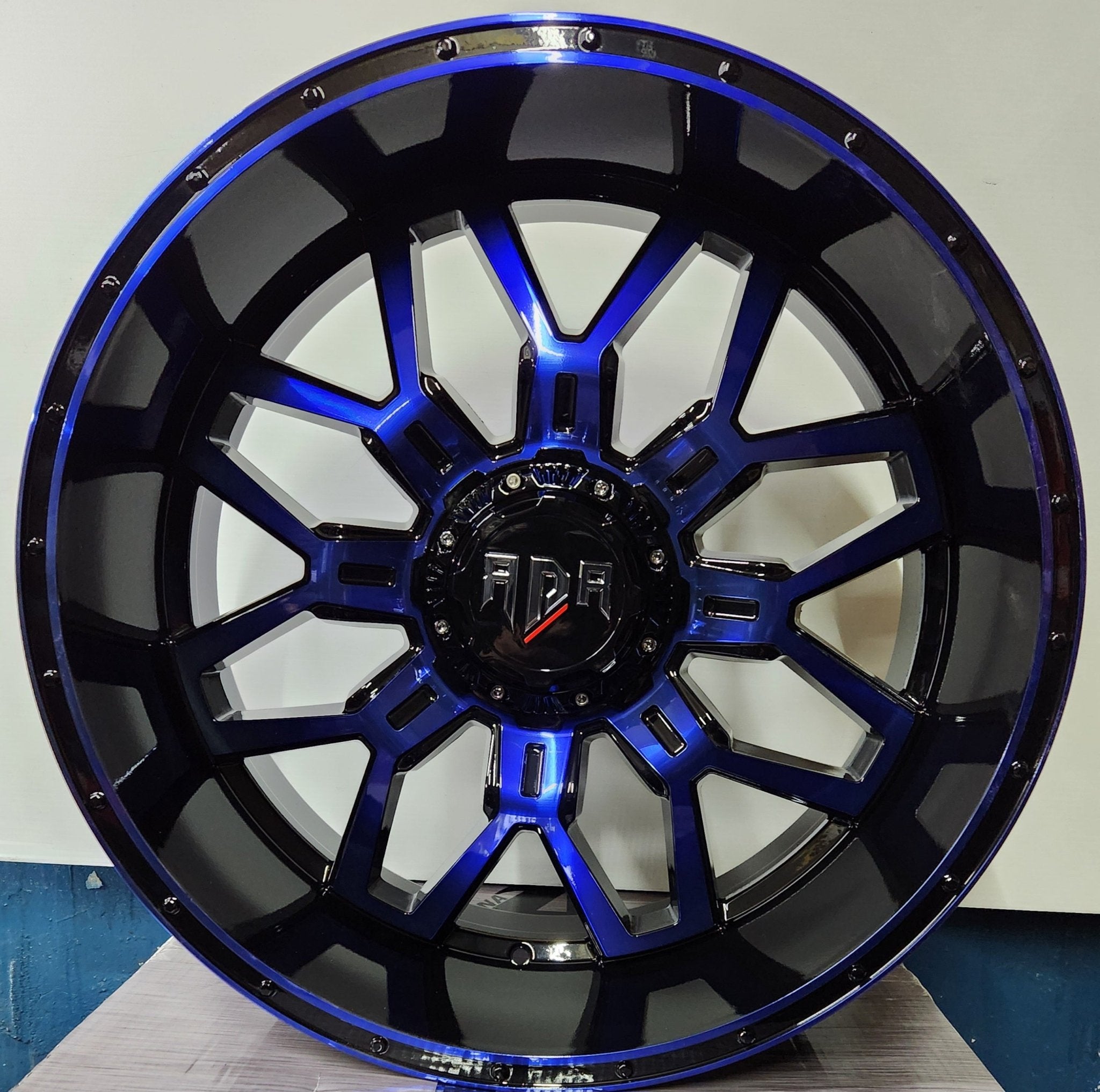 RD25 22X10 6X135 6X139.7 BLUE