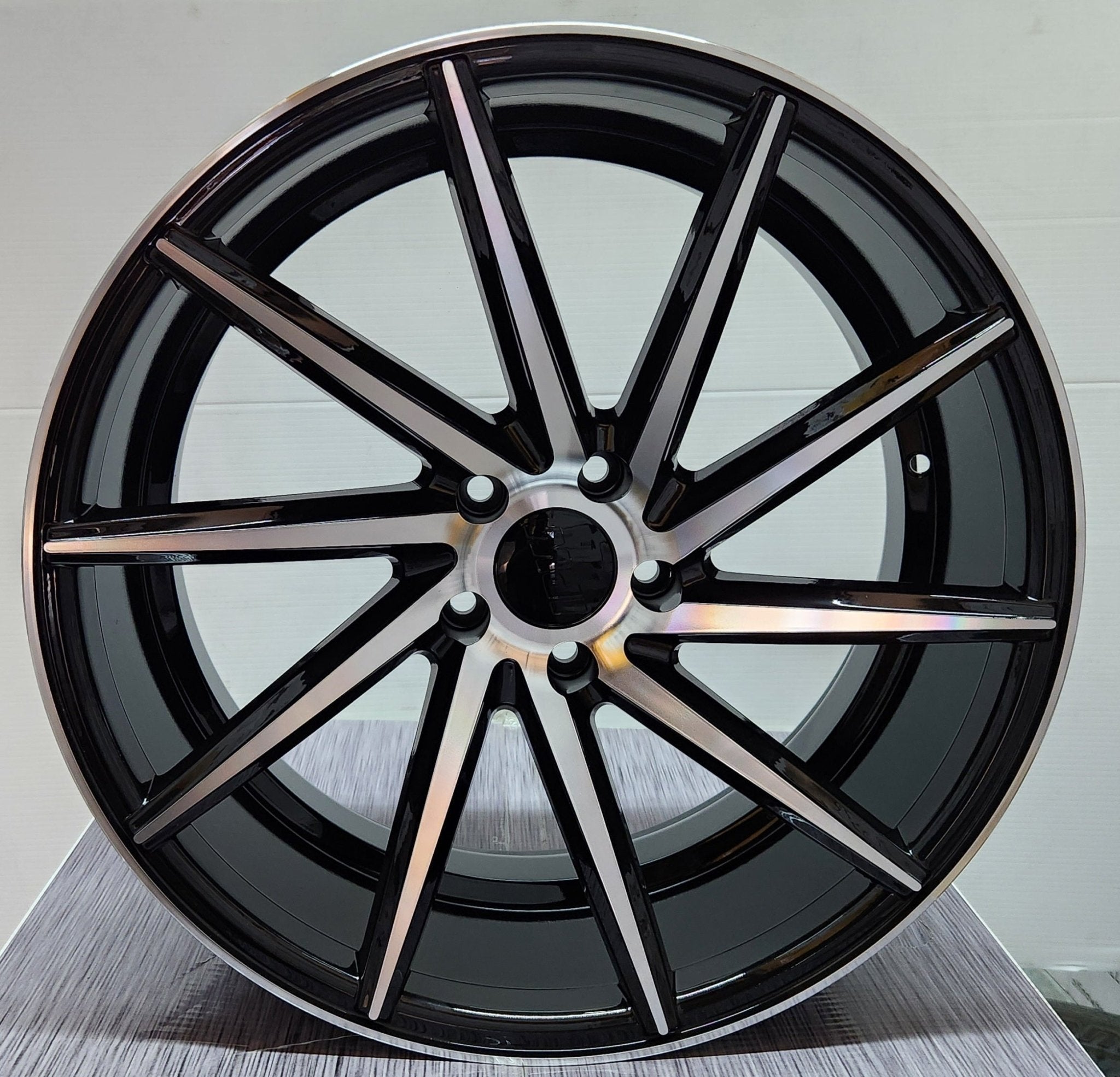 W013 20x8.5 5x114.3 BLACK MACHINE FACE