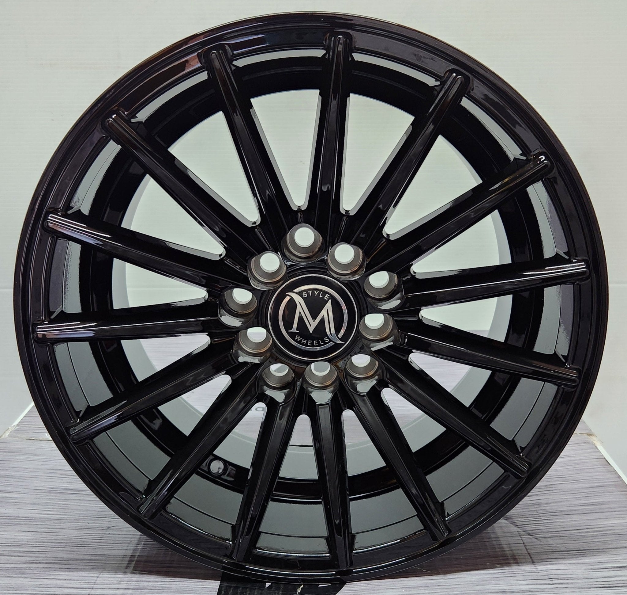 HFS STYLE M-4 15x7.0 5x100 / 5x114.3 GLOSS BLACK