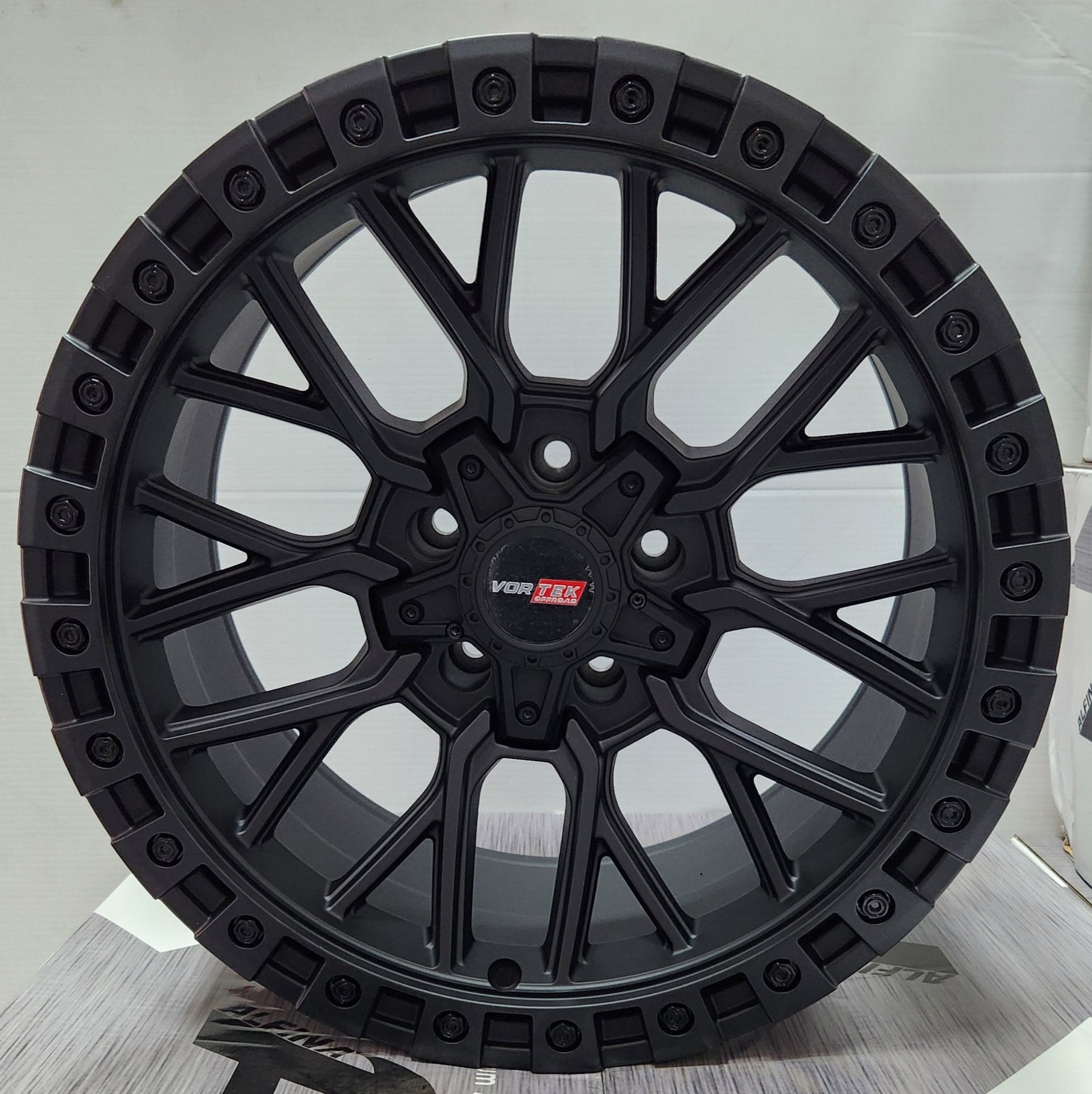 VORTEK VRT-608 18X9 5X127 5X139.7 MATTE BLACK