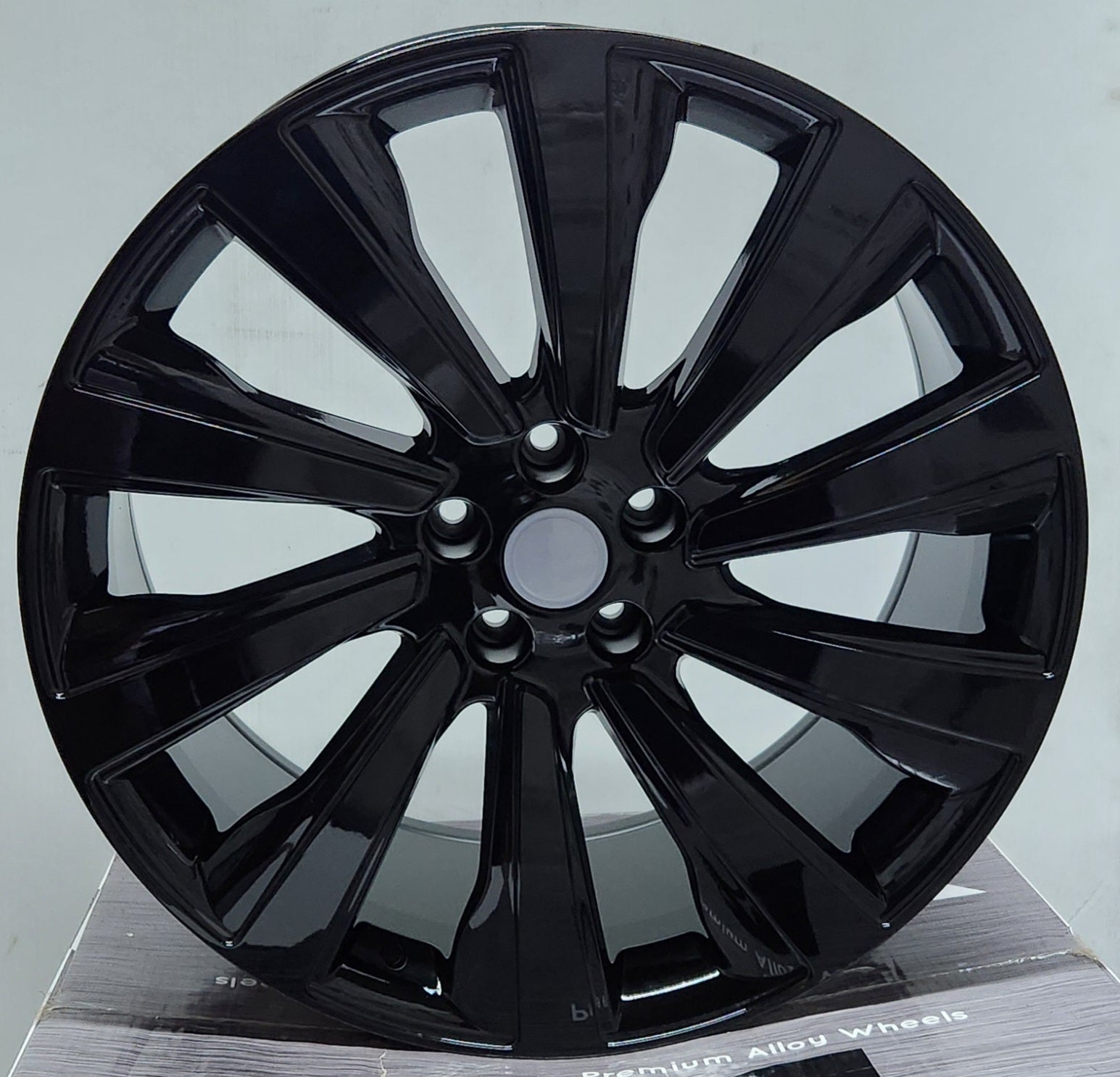 W786 22x10 5x120 GLOSS BLACK