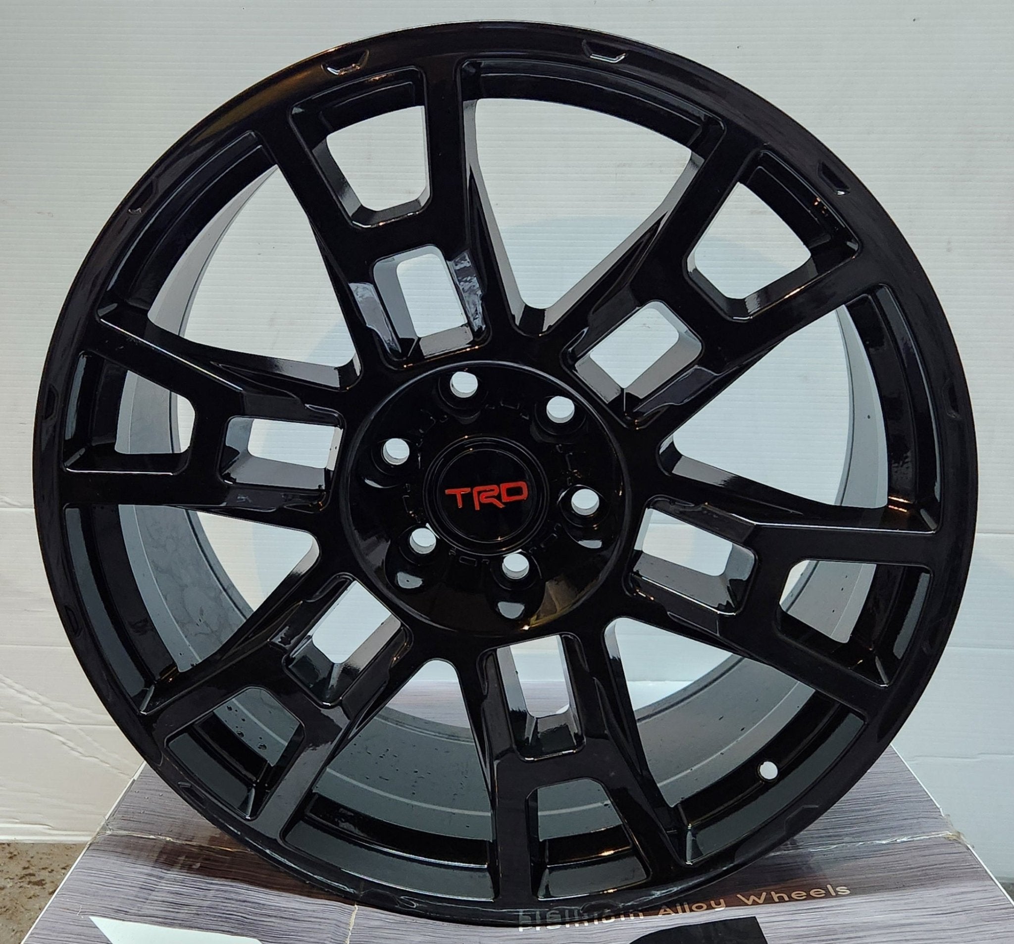 W238 22x9.0 6x139.7 GLOSS BLACK