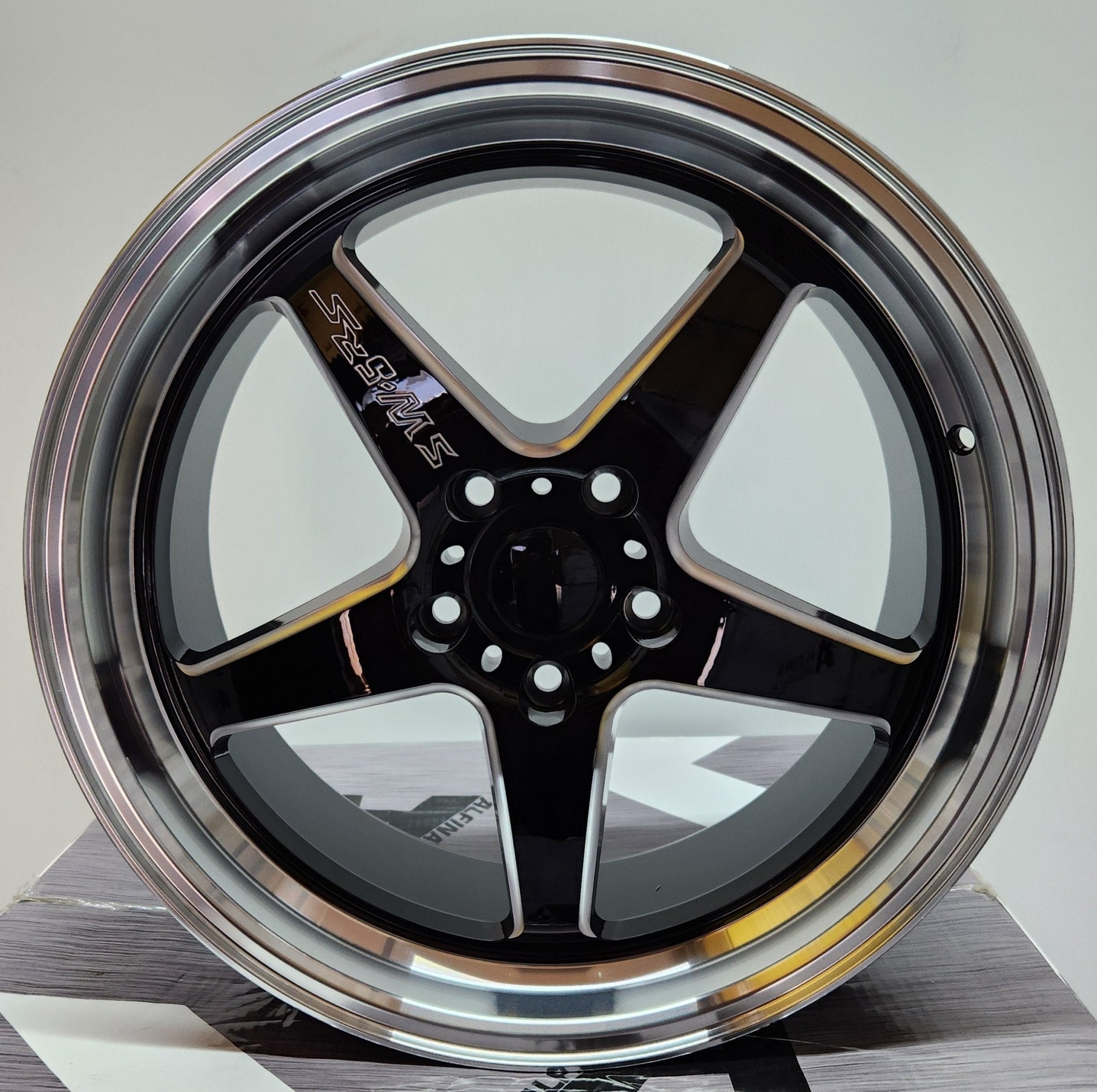 ZX307 18x8.5 5x114.3 GLOSS BLACK MILLED WINDOW MACHINE LIP