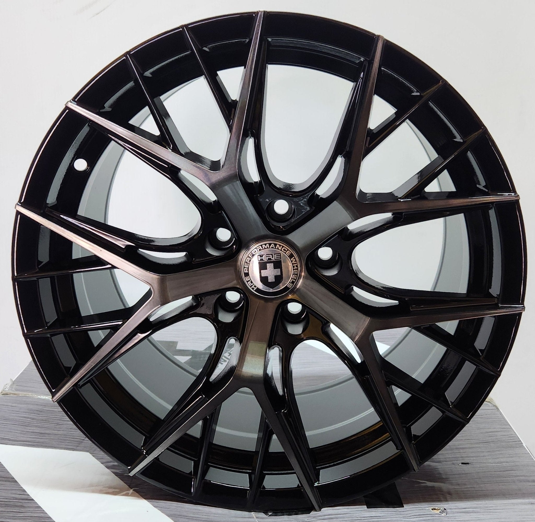 X1046 17X9 5X114.3 PIANO BLACK MACHINED FACE DARK FACE