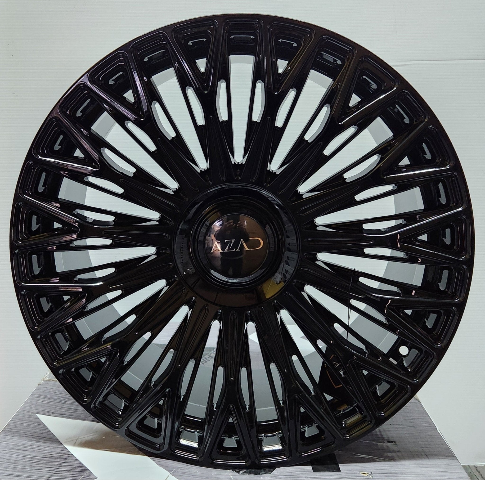 AZAD AZV03 22X9 5X112 5X114.3 GLOSS BLACK