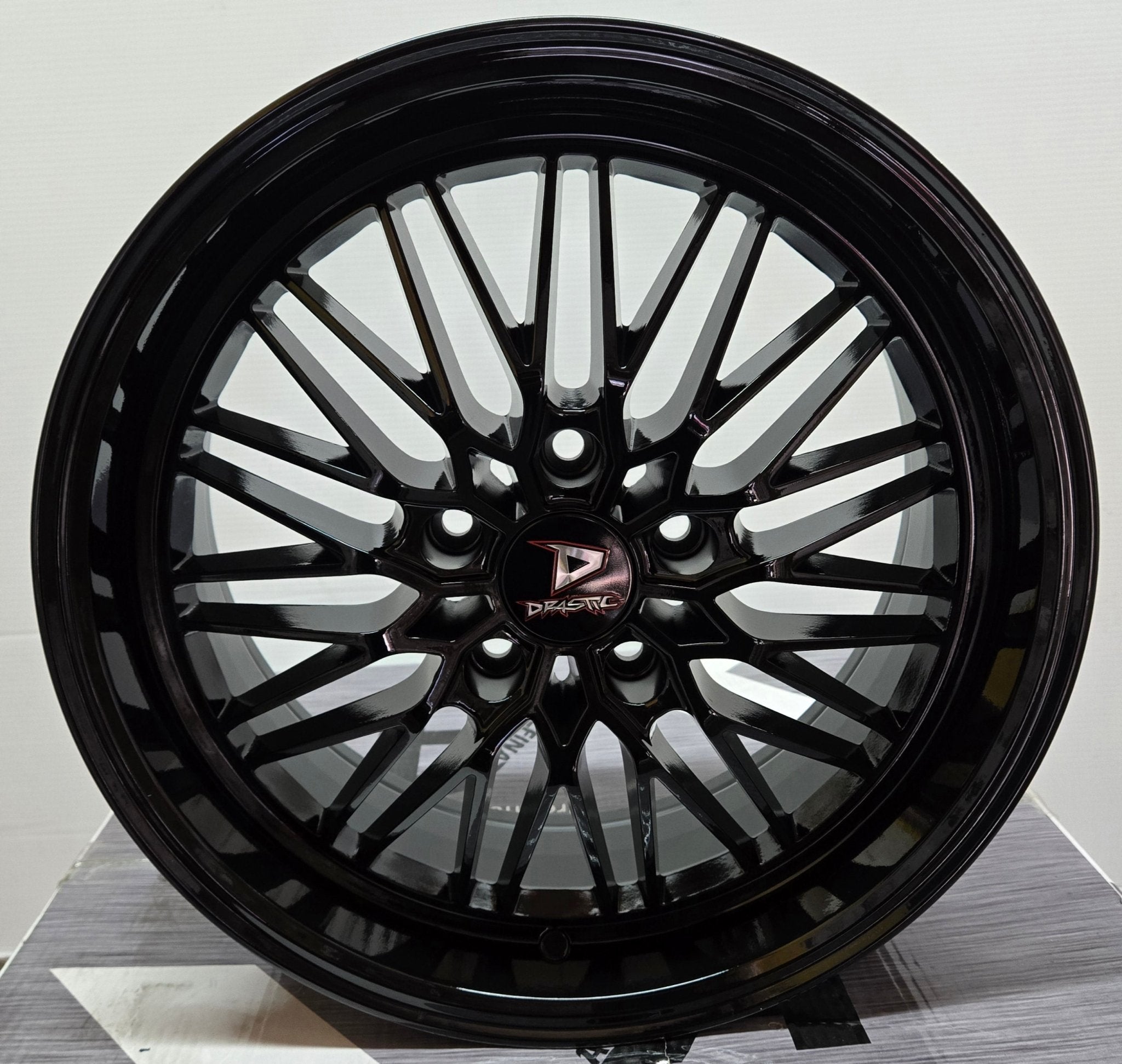 DRASTIC DS3-M 17x7.5 5x114.3 BLACK