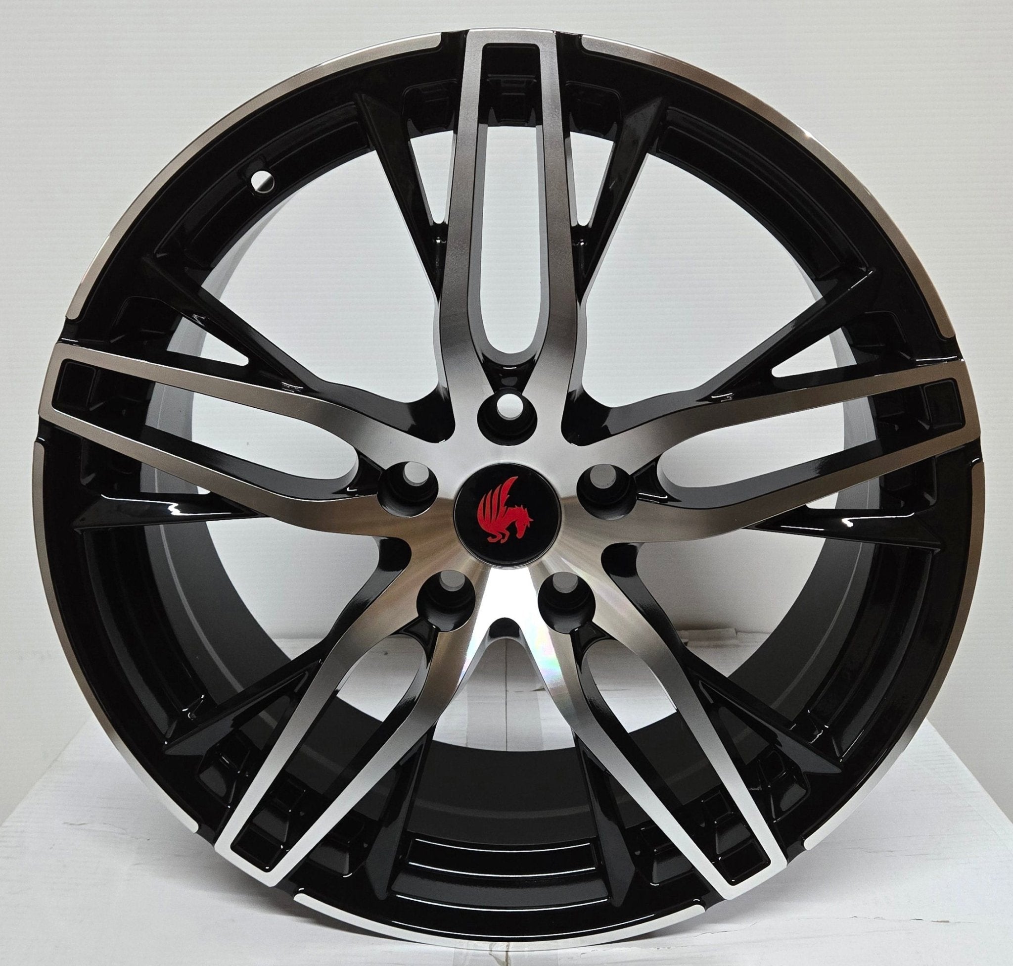 DX-035 STAR SHAPE 18x8.5 5x114.3 GLOSS BLACK MACHINE FACE