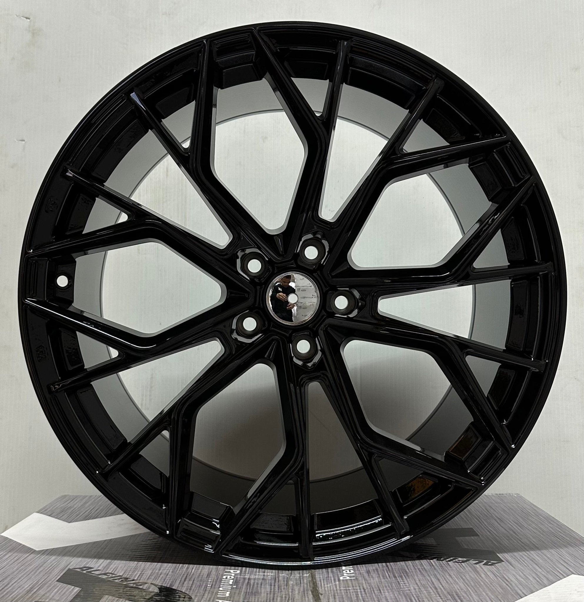 PEGASUS-5558 Si-03 20x10.0 5x112 / 5x114.3 GLOSS BLACK +38mm 73.1mm7