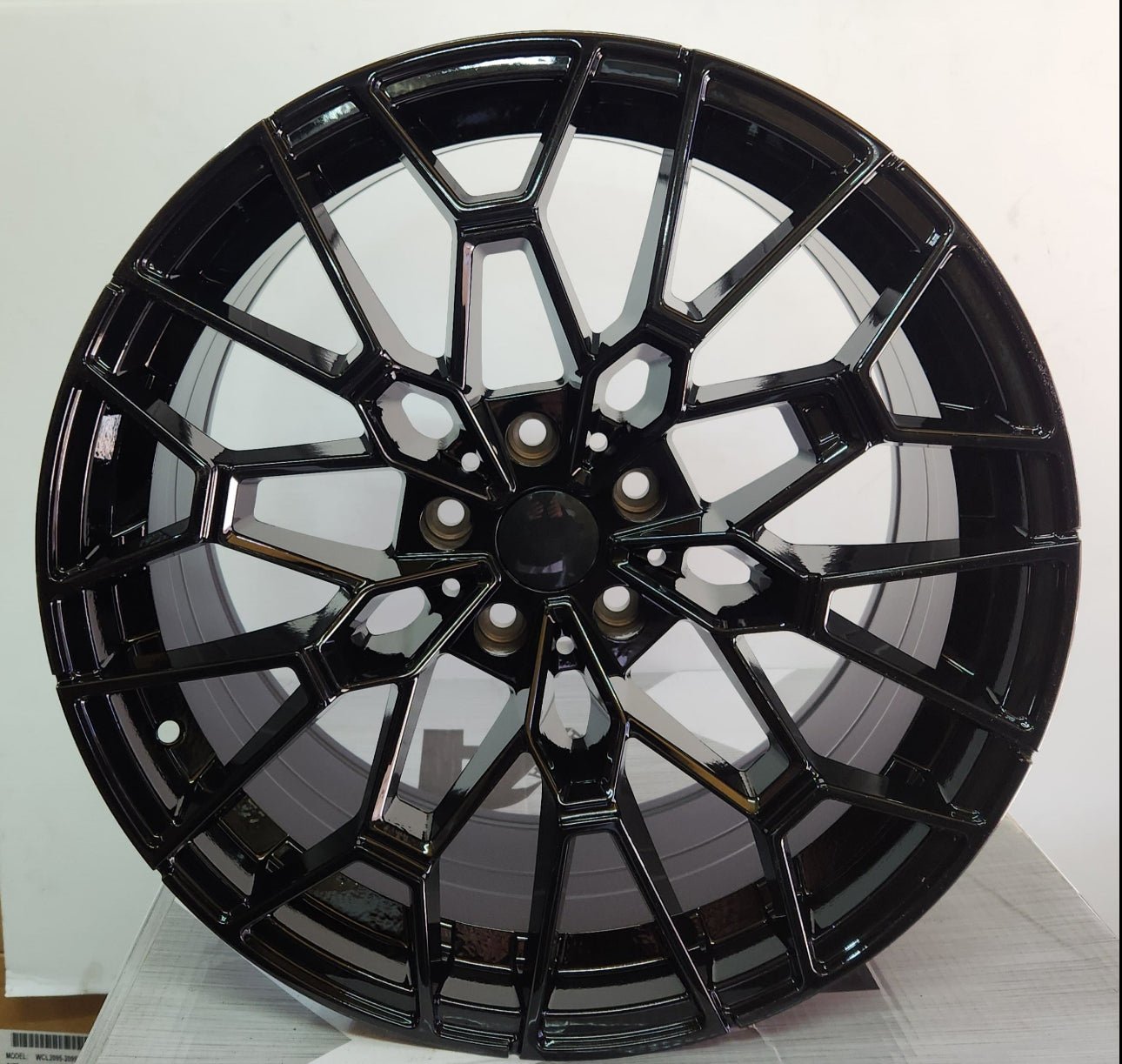 OE-BC10 18x8.5 5x112 GLOSS BLACK