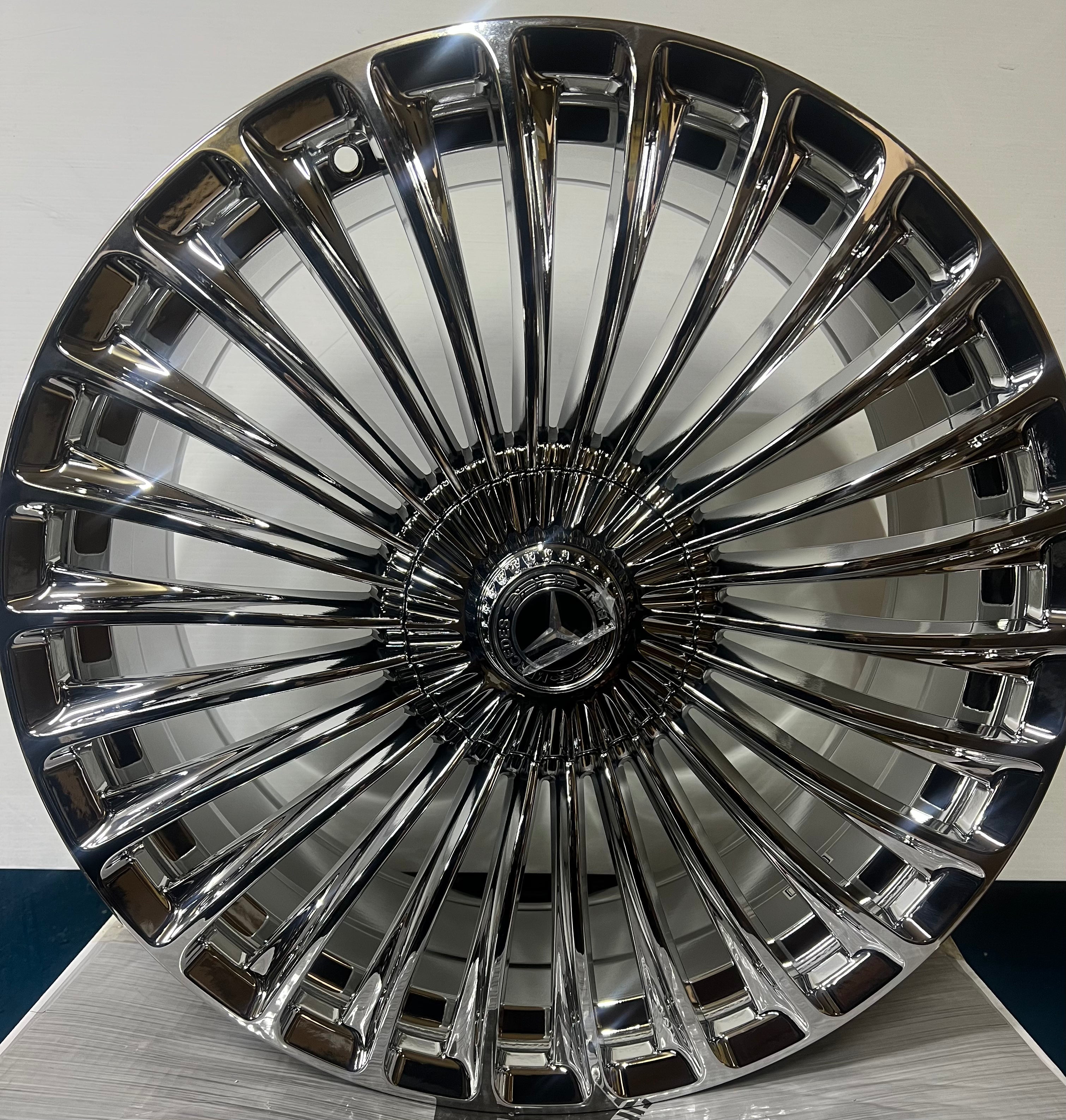MB 10550 20x8.5 5x112 CHROME