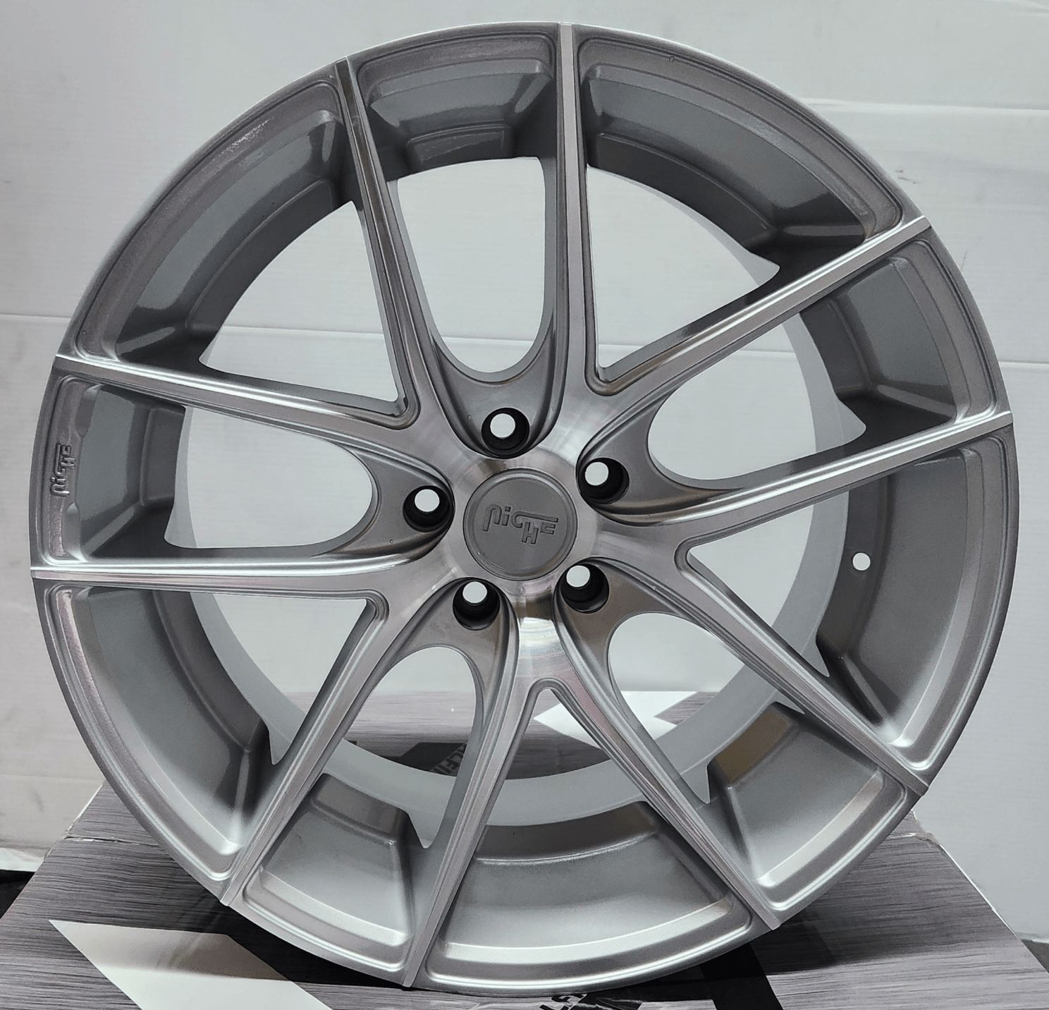 NICHE M131 20x10 5x114.3 SILVER MACHINE