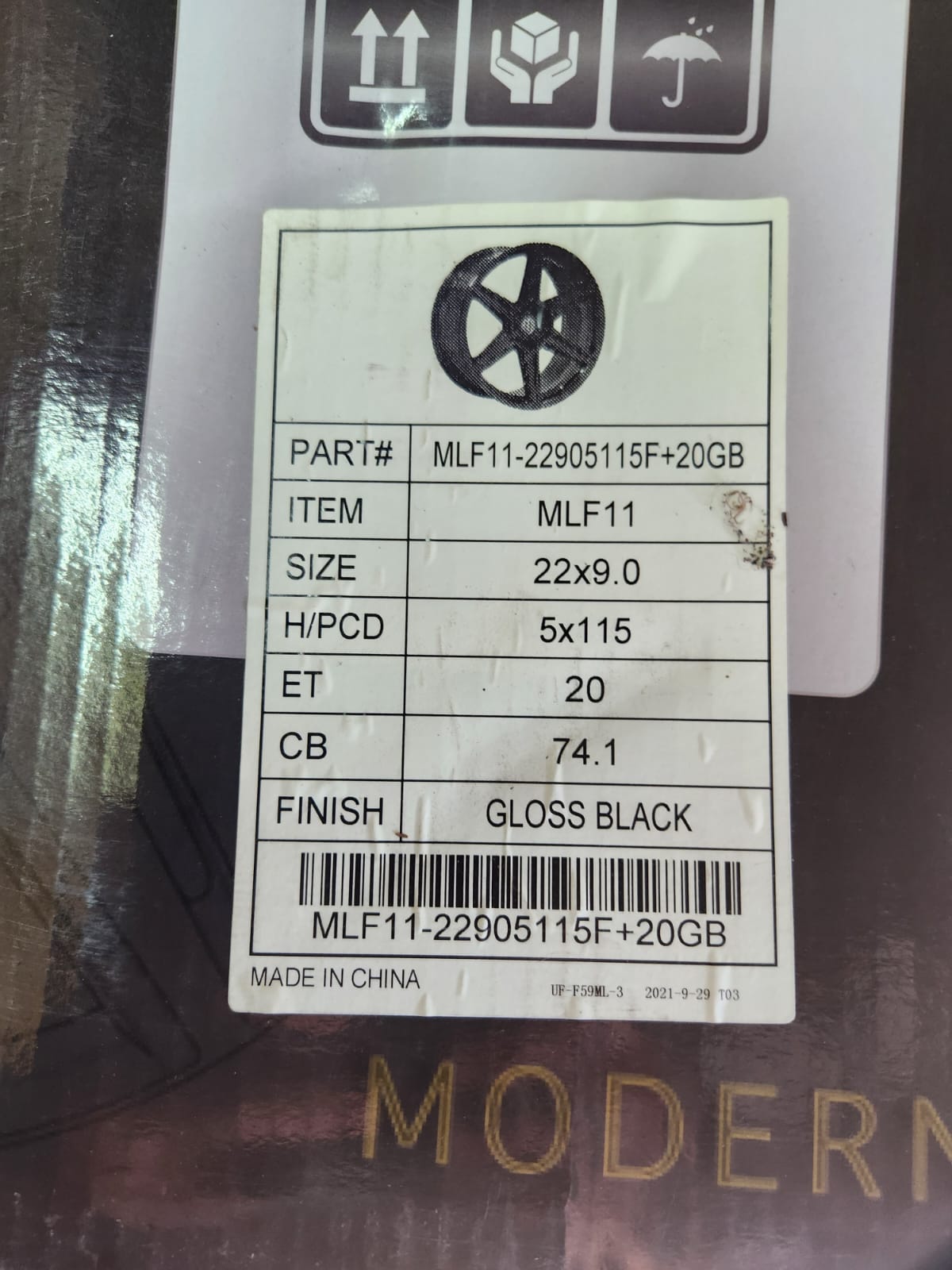 MODERN LEXURY MLF11 22X9 5x115 GLOSS BLACK