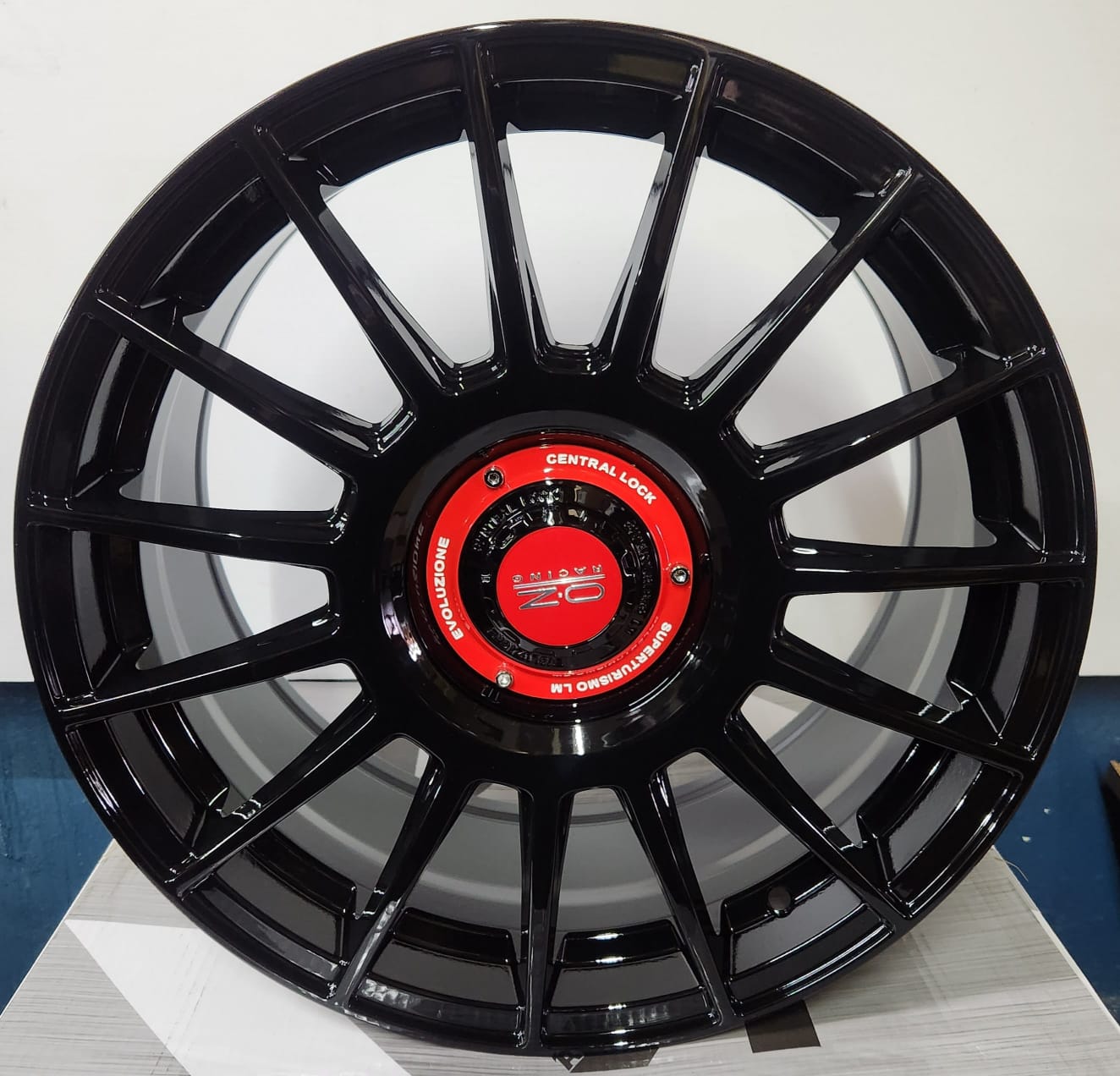 OE-0257 18x8.0 5x100 5x112 5x114.3 GLOSS BLACK