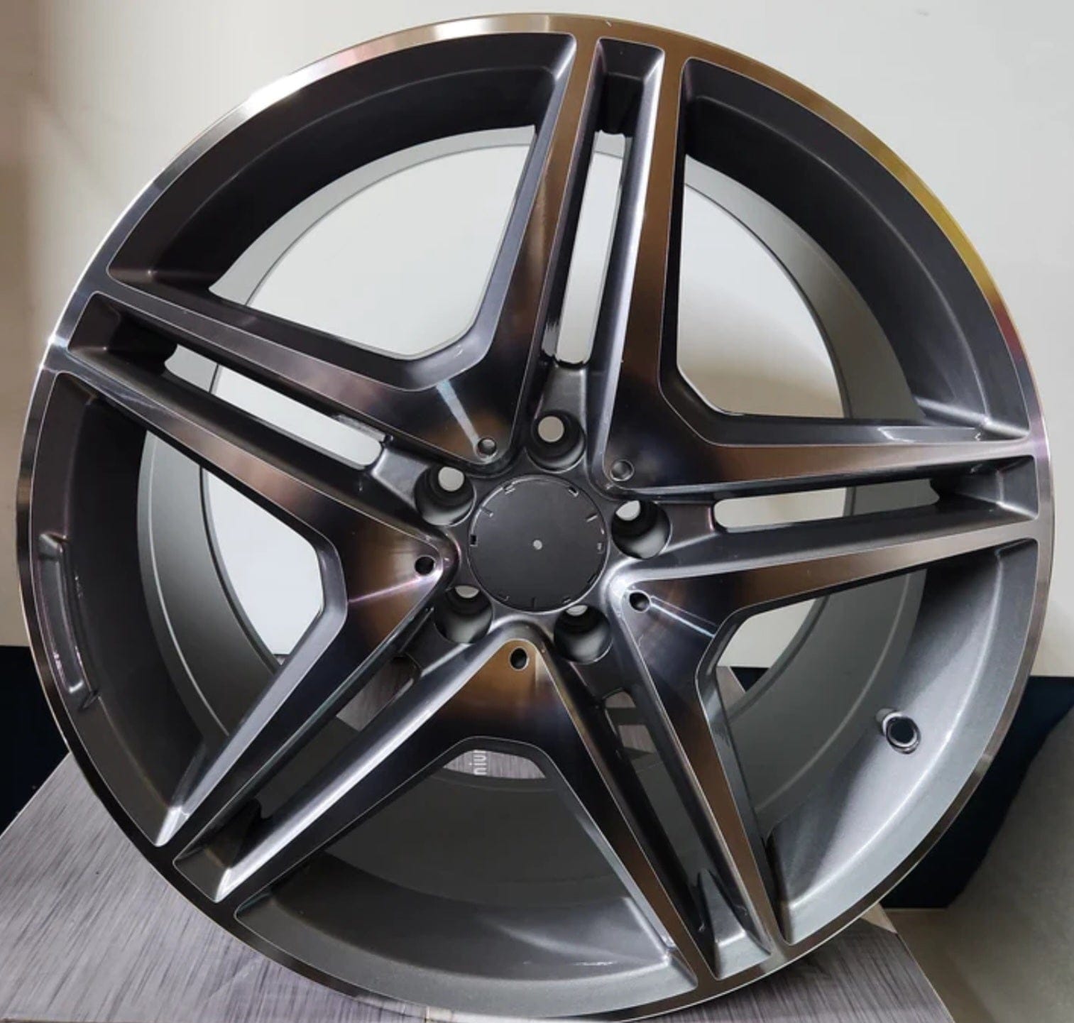 WCL101 W828 WHEELS 20x8.5 5x112 GLOSS GRAPHITE MACHINE