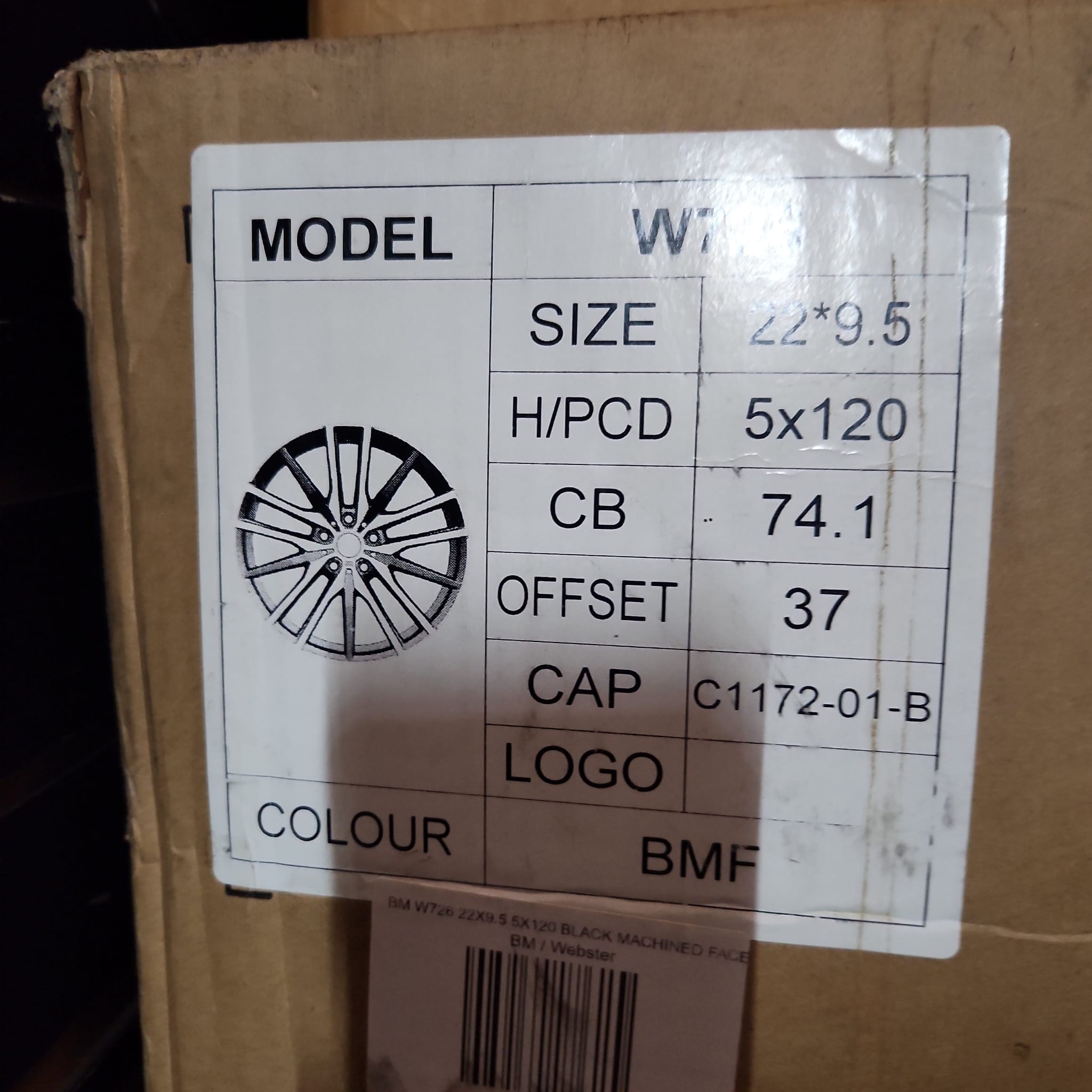 W726 22X9.5 5X120 BLACK MACHINED FACE