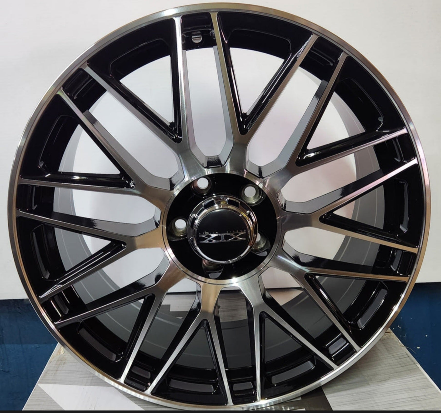 ZS1118 19X9.5 5X112 BLACK MACHINED FACE
