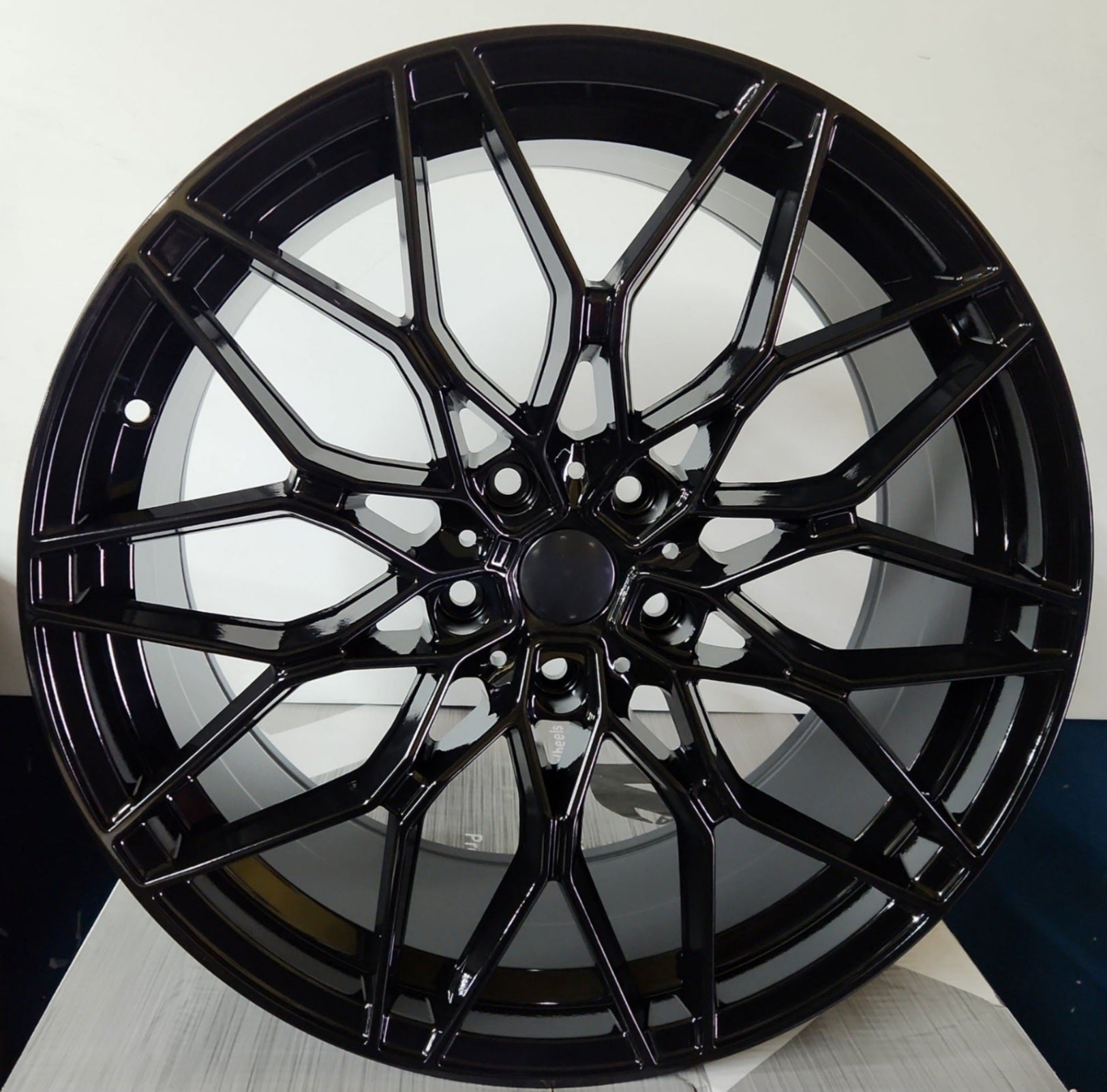WCL206 WHEELS 20X9.5 5X120 GLOSS BLACK