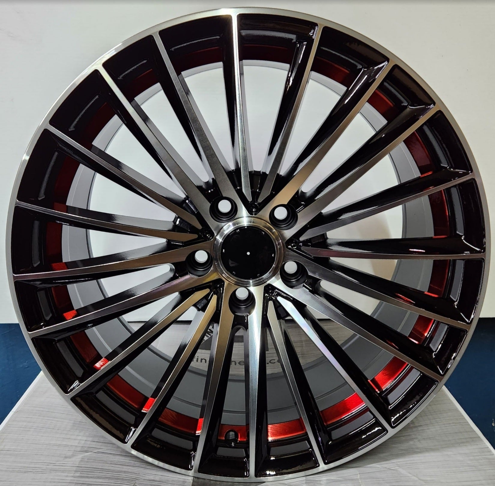 MB-5608 WHEELS 18x8.0 5x112 GLOSS BLACK MACHINED FACE RED UNDER CUT
