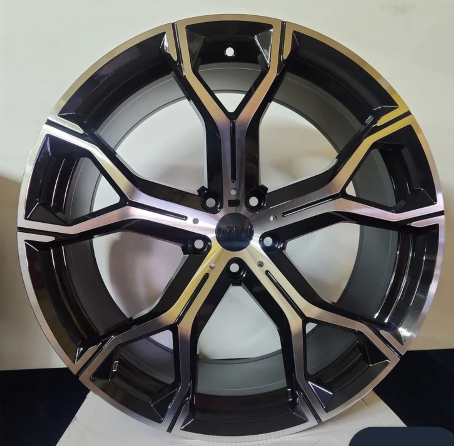 W702 20x10.5 5X120 BLACK MACHINED FACE