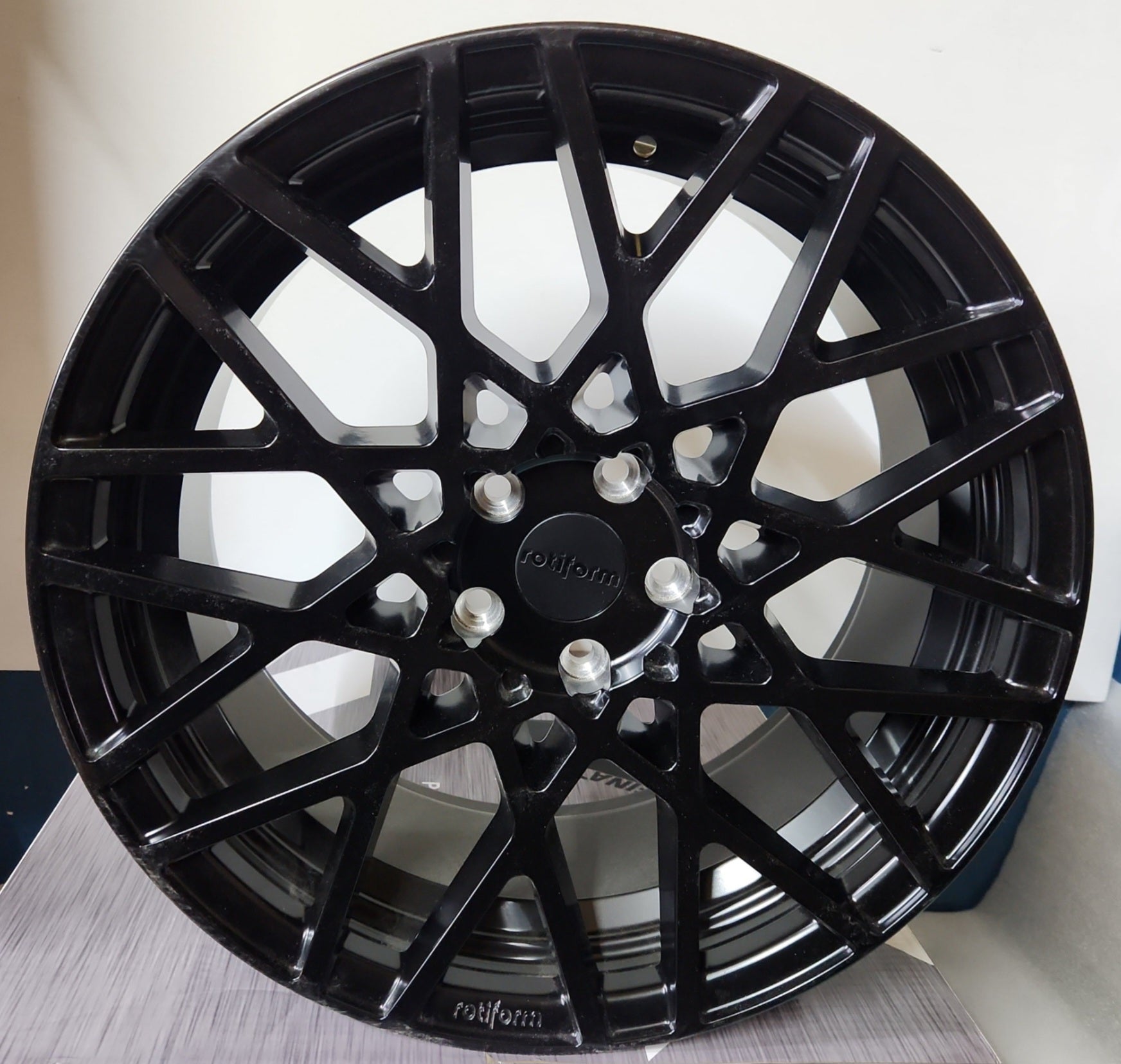 ROTIFORM R112 19X8.5 5X112