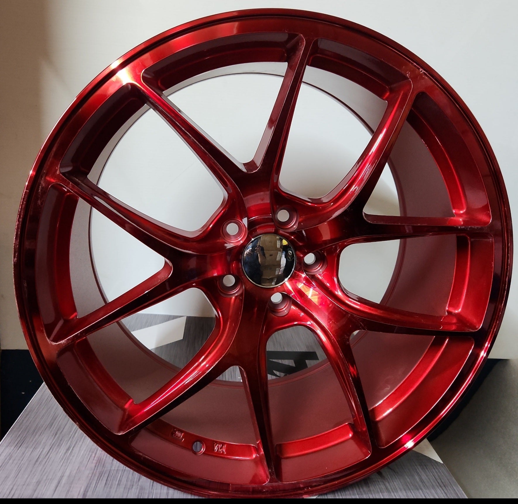 W005 20X9.5 5X114.3 RED