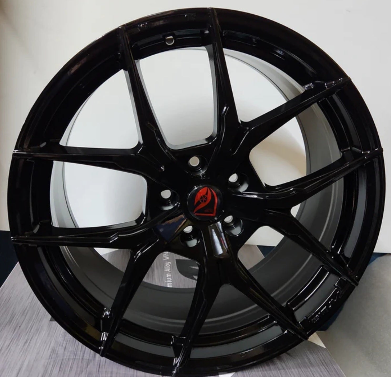 AF02 19x8.5 5x120 GLOSS BLACK