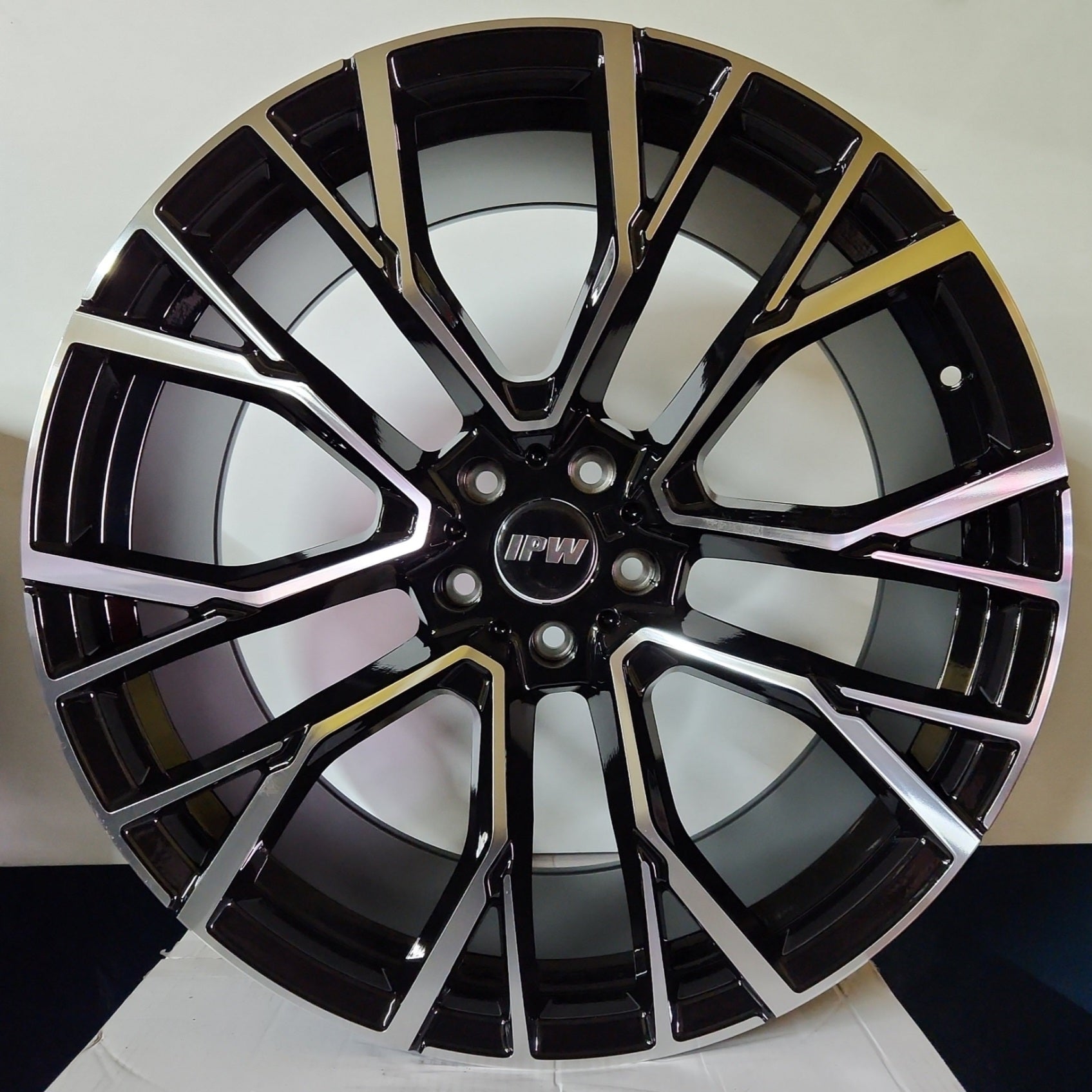 7101 WHEELS 22X10.5 5X120 BLACK MACHINED FACE
