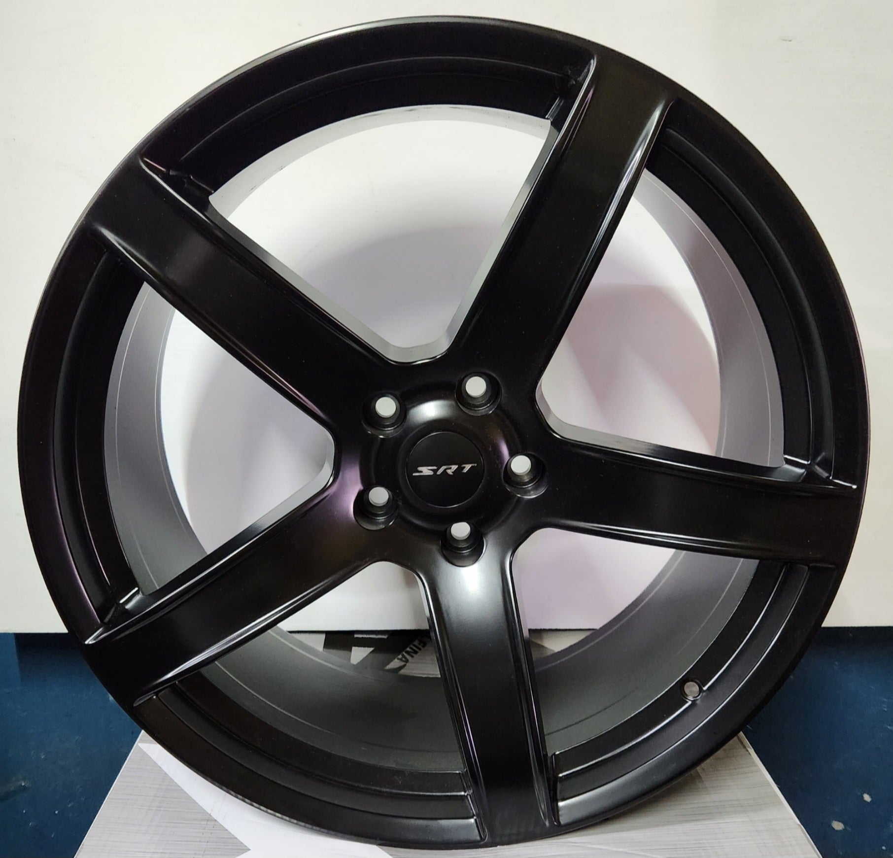V1185 22X10 5X127 SATIN BLACK