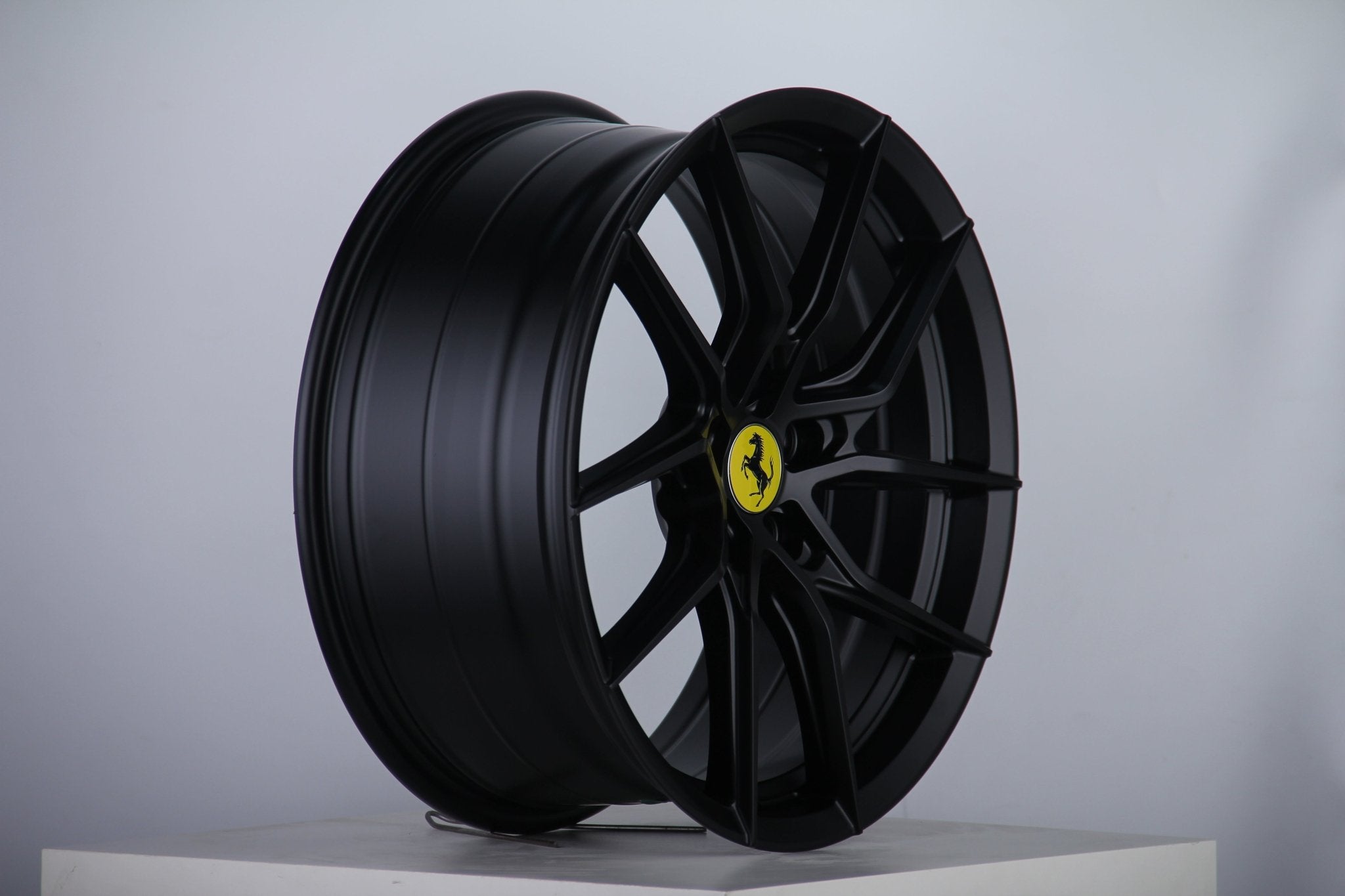 W007 VS1057 Satin Black 17x7.5 ET37 5x114.3 CB73.1