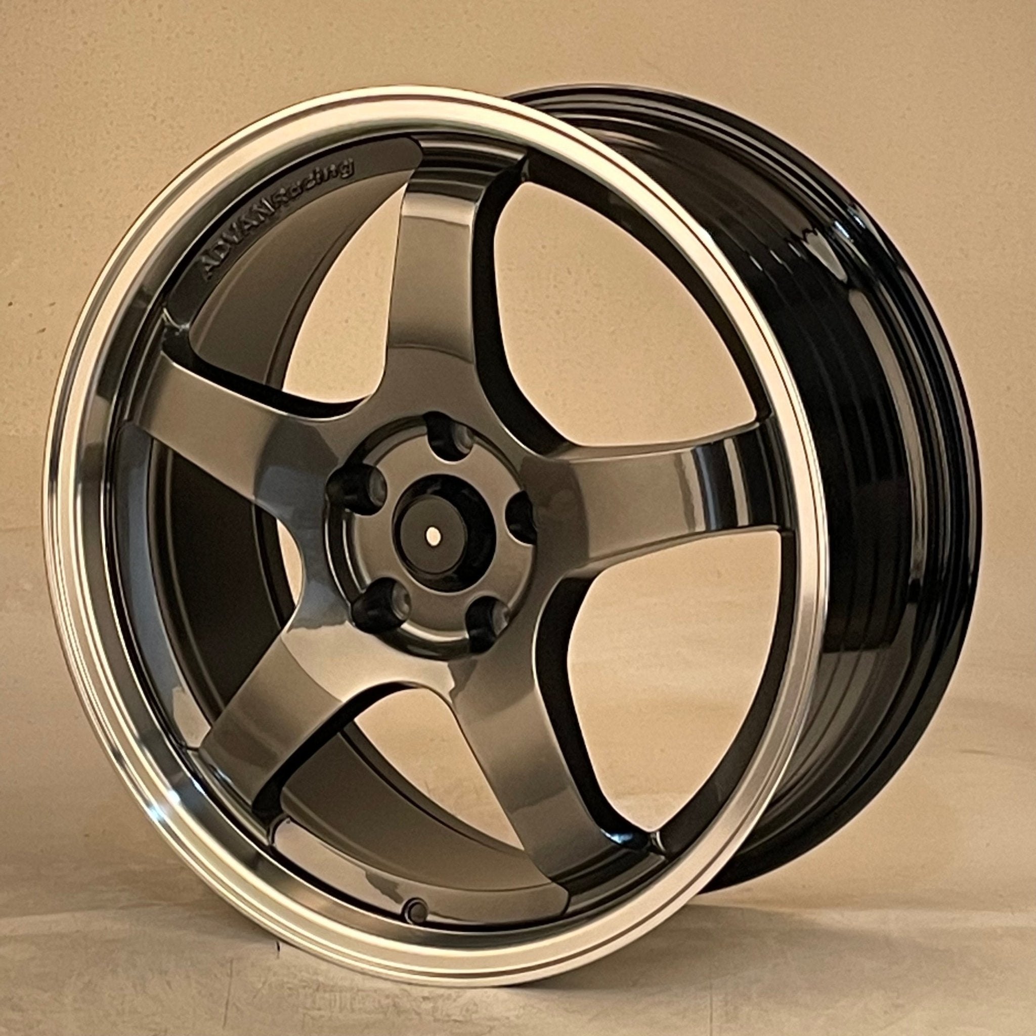 W1547 IVF-698 Hyper Black Machined Lip 19x8.5 ET35 5x114.3 CB73.1