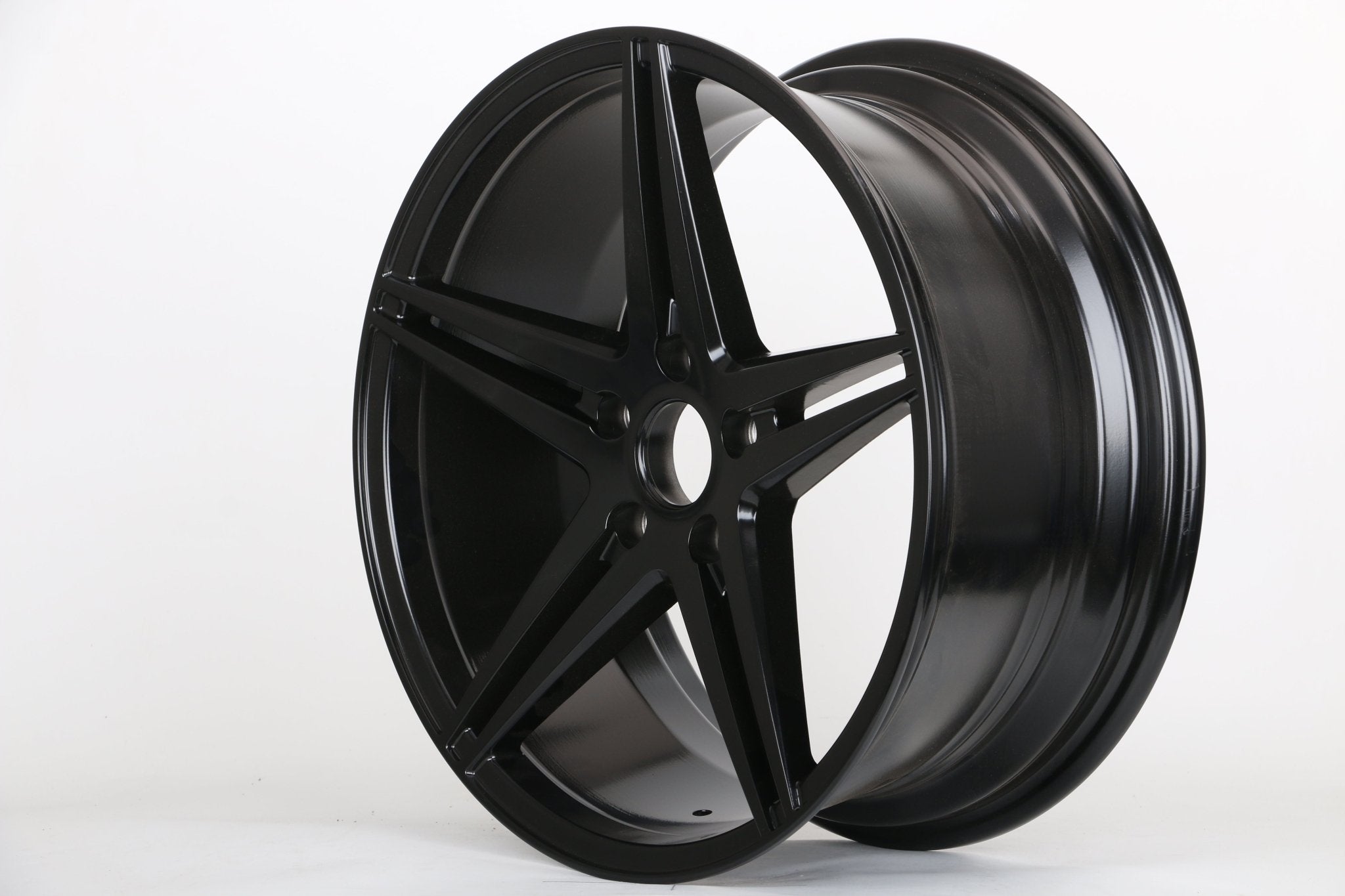 W1548 iV-449 Satin Black 18x8.0 ET35 5x114.3 CB73.1