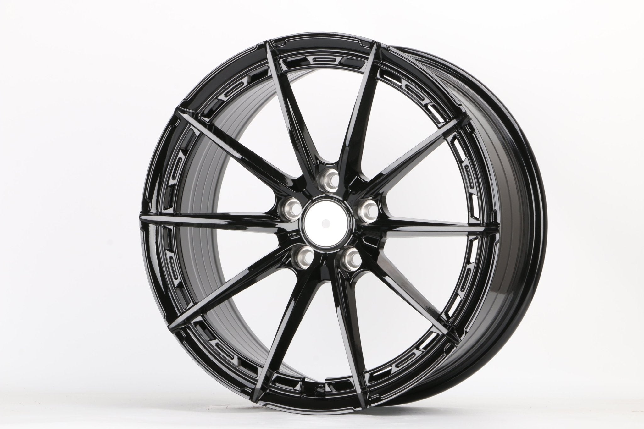 W169 IVF-006 Gloss Black 18x9 ET38 5x114.3 CB73.1