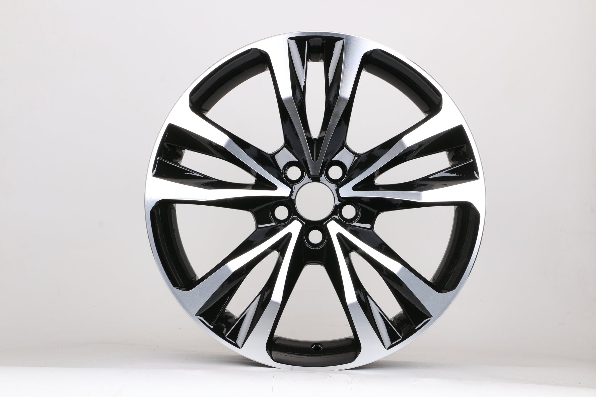 W232 177116 Black Machined Face 17x7 ET40 5x100 CB54.1