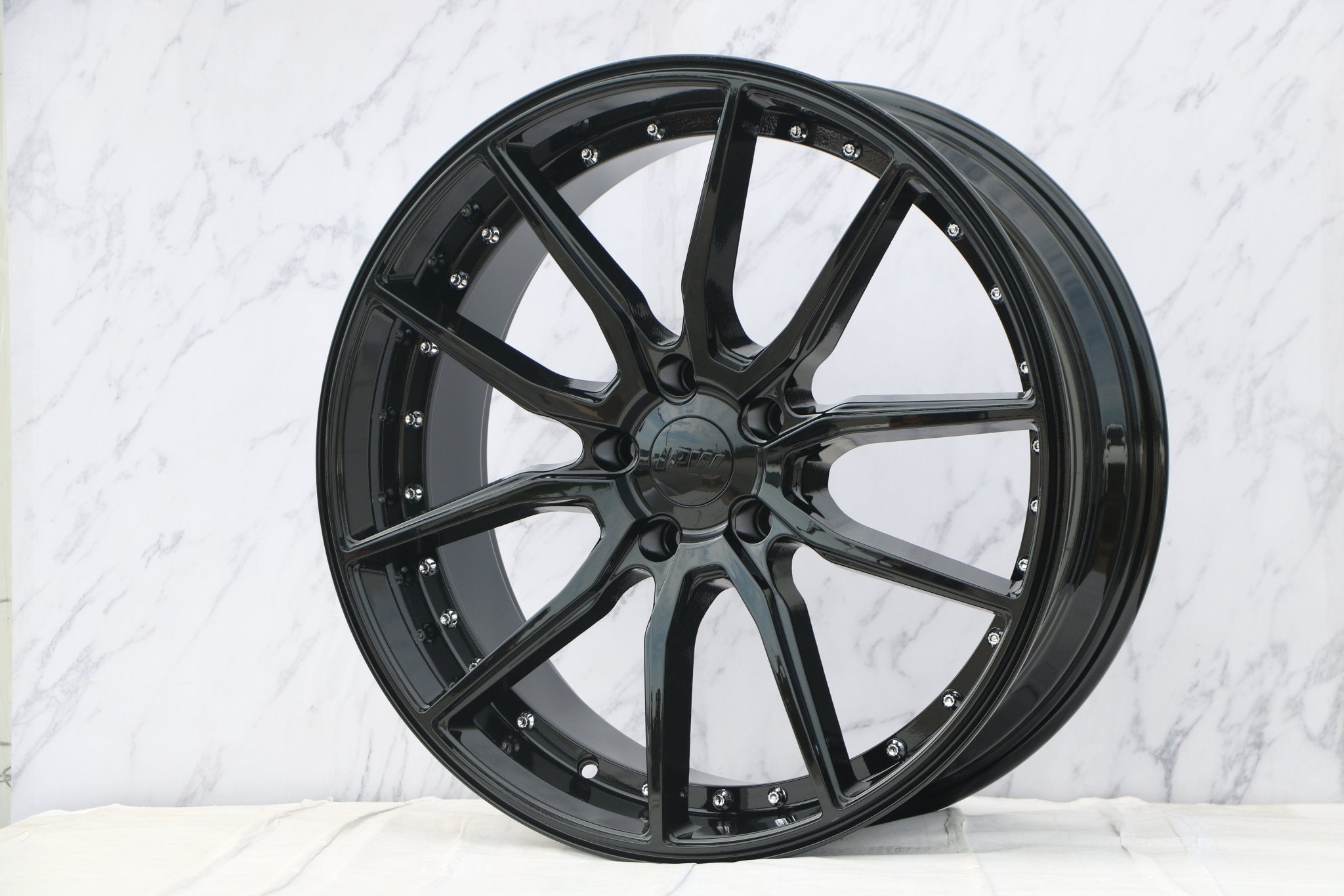 W512 1646 Gloss Black Silver Rivet 20*8.5 ET35 5x120 CB72.56