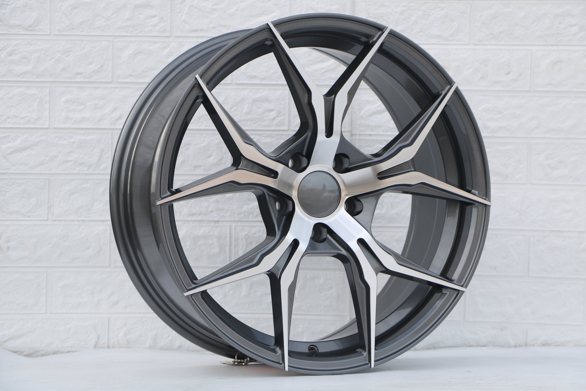 W531 Gunmetal Machined Face 19x8.5 ET35 5x112/114.3 CB73.1