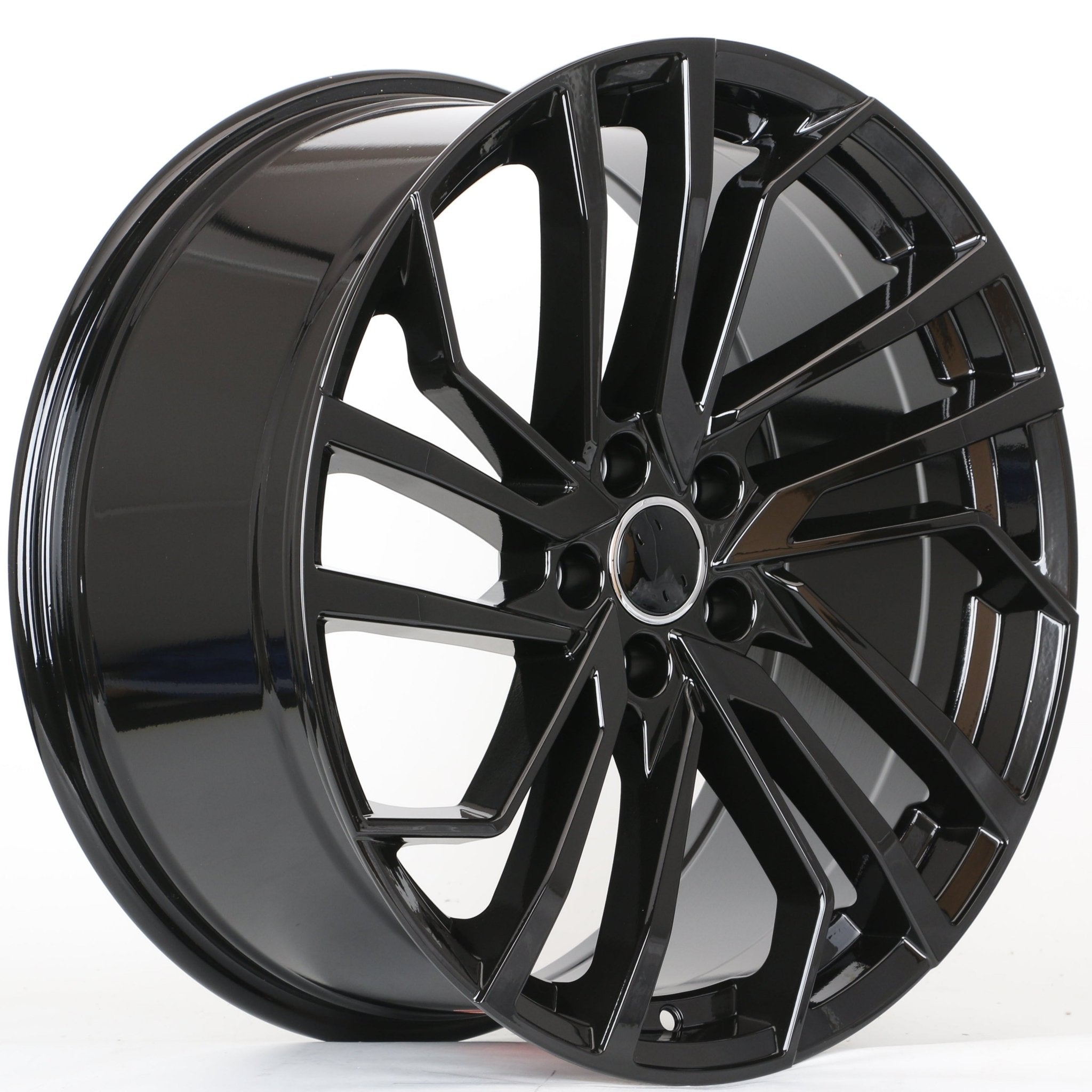 W650 1618 Gloss Black 18x8.0 ET30 5x112 CB66.6