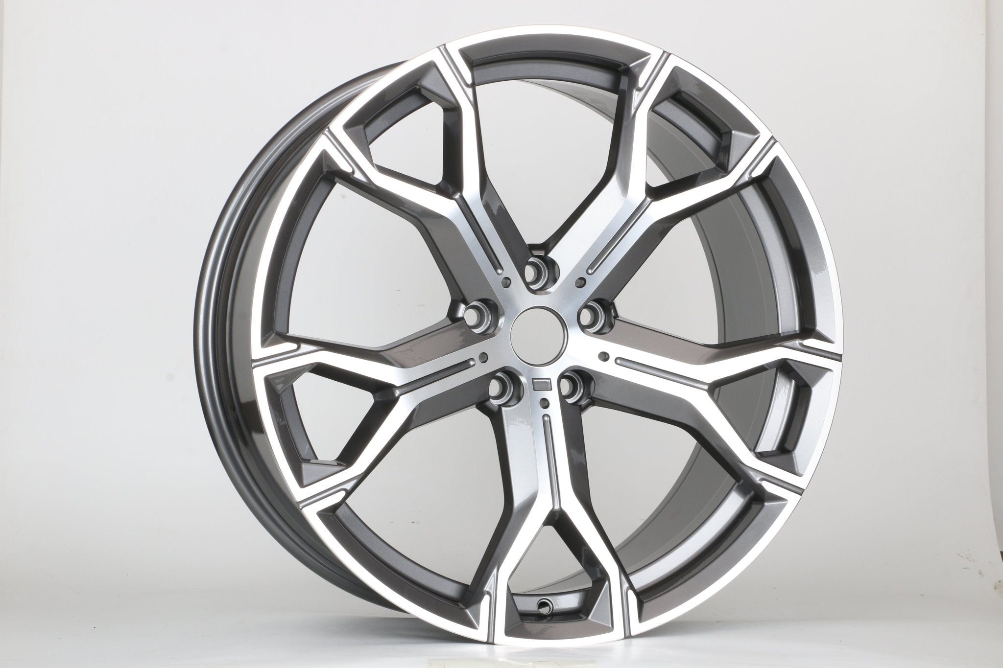 W702 D1538 Gunmetal Machined Face 20x9.0 Et37 5x120 CB74.1