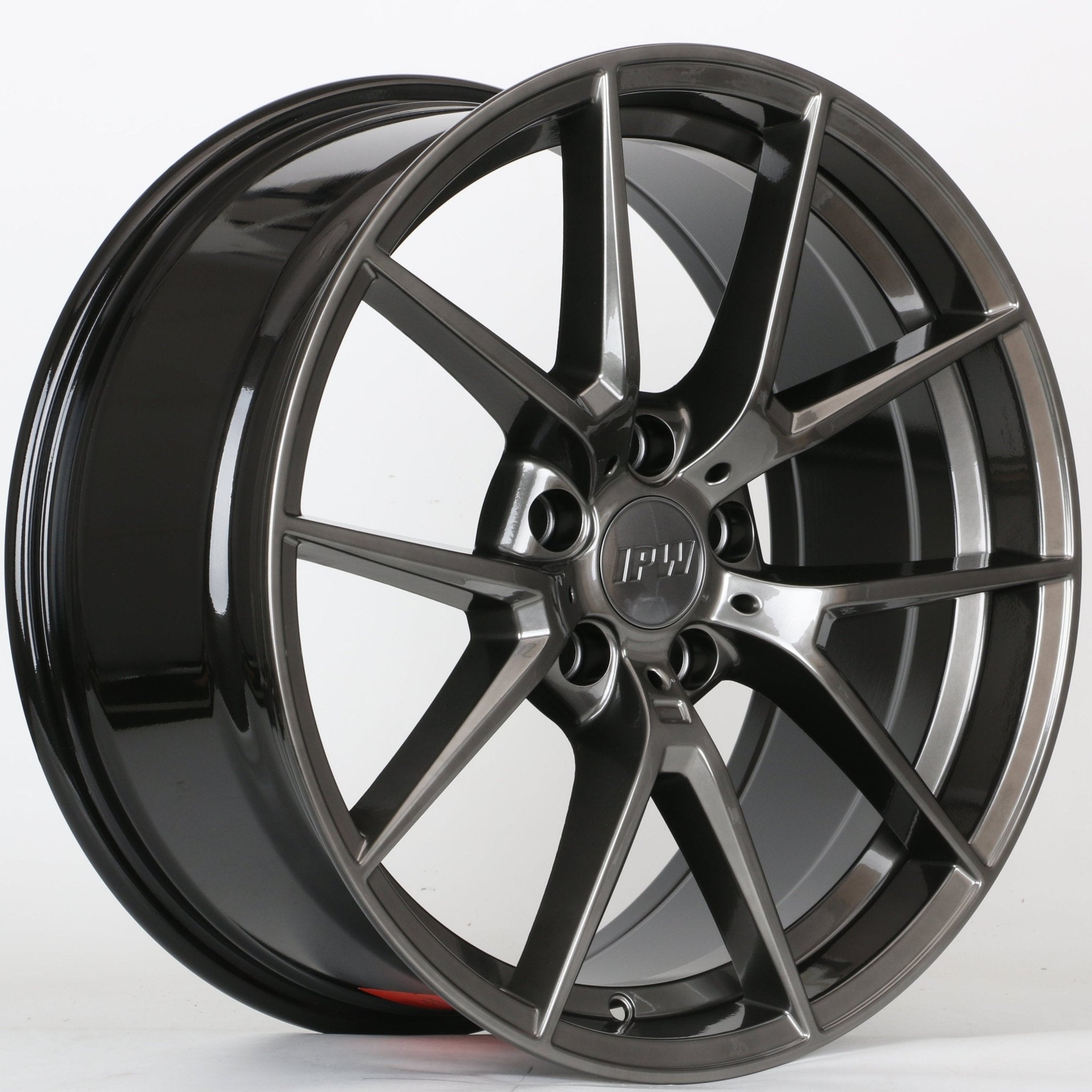 W705 1416 Metilic 19x8.5 ET35 5x120 CB72.6
